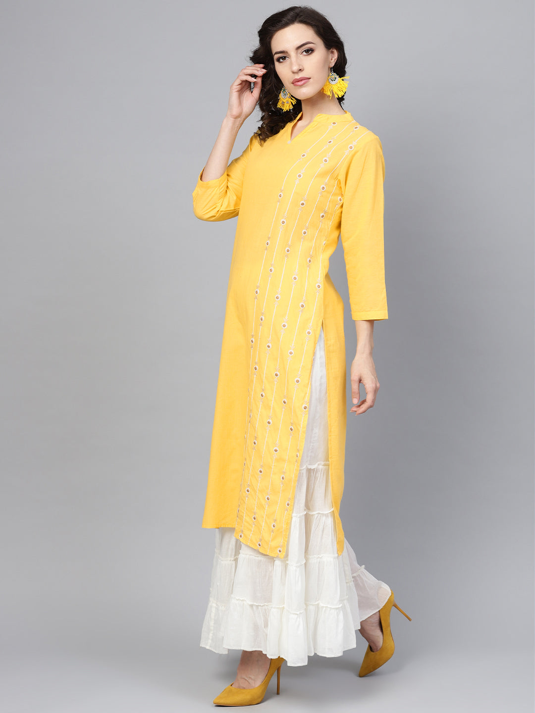 holi outfit for women, holi outfit ideas, holi outfit for men, holi outfit for girls, holi outfit for baby girl, holi outfit for baby boy, holi outfit pinterest, holi outfit ideas men, holi outfits for kids, Eid Outfits, Eid Collection, New Kurta Sets, Salwar Suits for Eid, women's day outfit ideas, women's day outfits, Co-Ords, V-Neck dresses, Round Neck suits, Cotton Kurta Sets, Heavy Outfits For Eid, Pakistani Outfits, Pakistani Kurta Sets, Pakistani Dresses for women