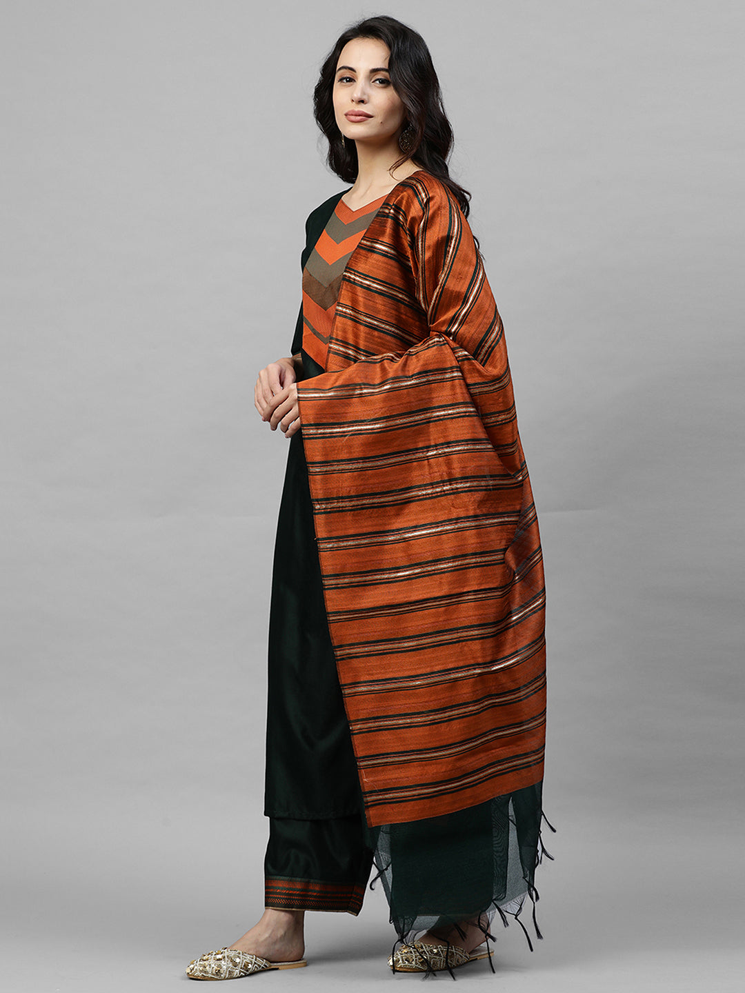 indo era, indoera, indo era kurta, heeramandi dress, heeramandi, dress for women, kurta for women, kurtaset for women, indo era kurta set, indo era suit, anarkali kurta, salwar suit, sharara set, cotton kurta, dress for women, kurta for women, birthday dress for women, gown for women, formal dress for women, party wear for women, summer dress, female kurti, cotton dress for women, kurta with dupatta, dressing style, casual look, new arrival for women, Green suit
