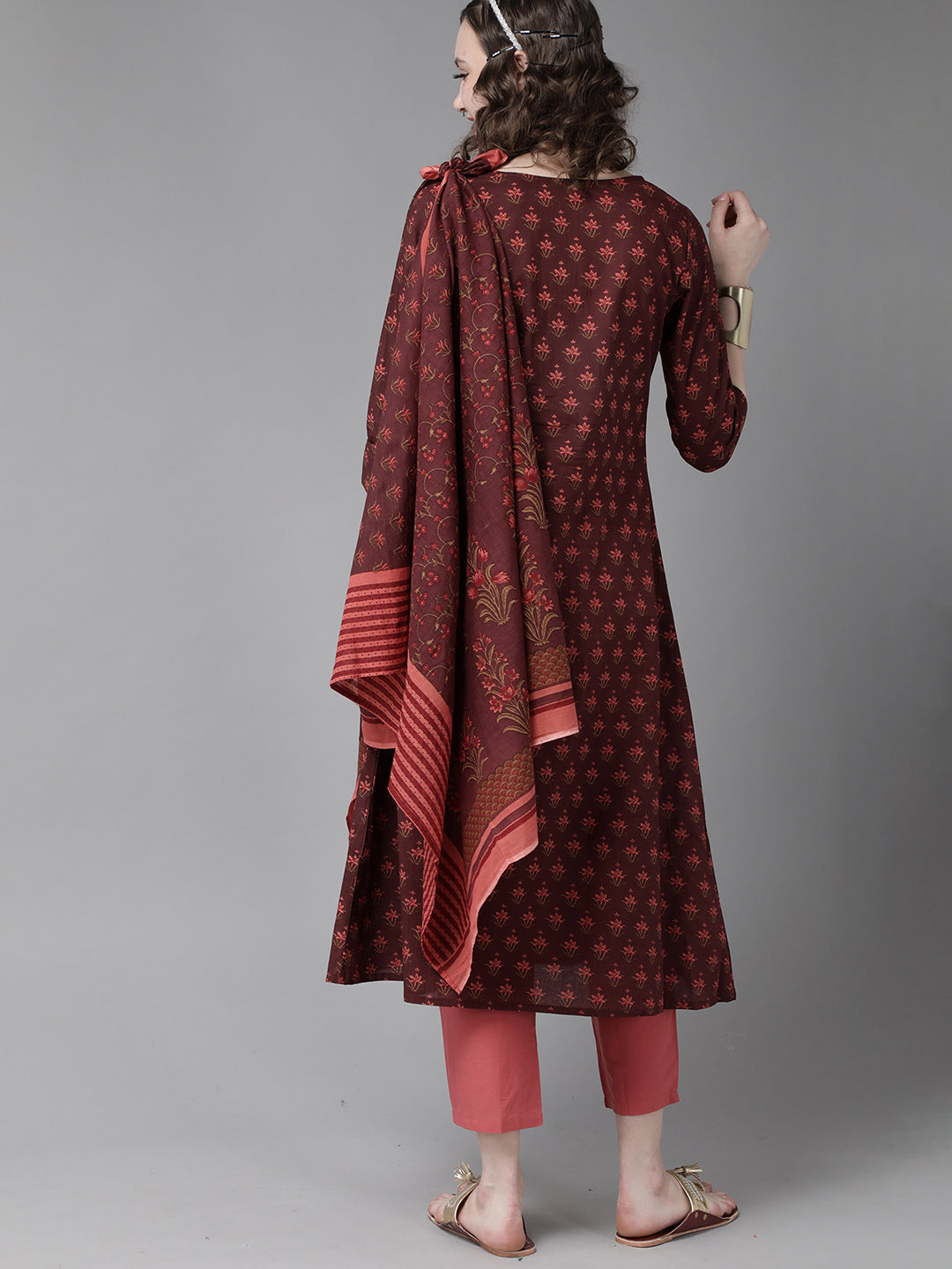 holi outfit for women, holi outfit ideas, holi outfit for men, holi outfit for girls, holi outfit for baby girl, holi outfit for baby boy, holi outfit pinterest, holi outfit ideas men, holi outfits for kids, Eid Outfits, Eid Collection, New Kurta Sets, Salwar Suits for Eid, women's day outfit ideas, women's day outfits, Co-Ords, V-Neck dresses, Round Neck suits, Cotton Kurta Sets, Heavy Outfits For Eid, Pakistani Outfits, Pakistani Kurta Sets, Pakistani Dresses for women