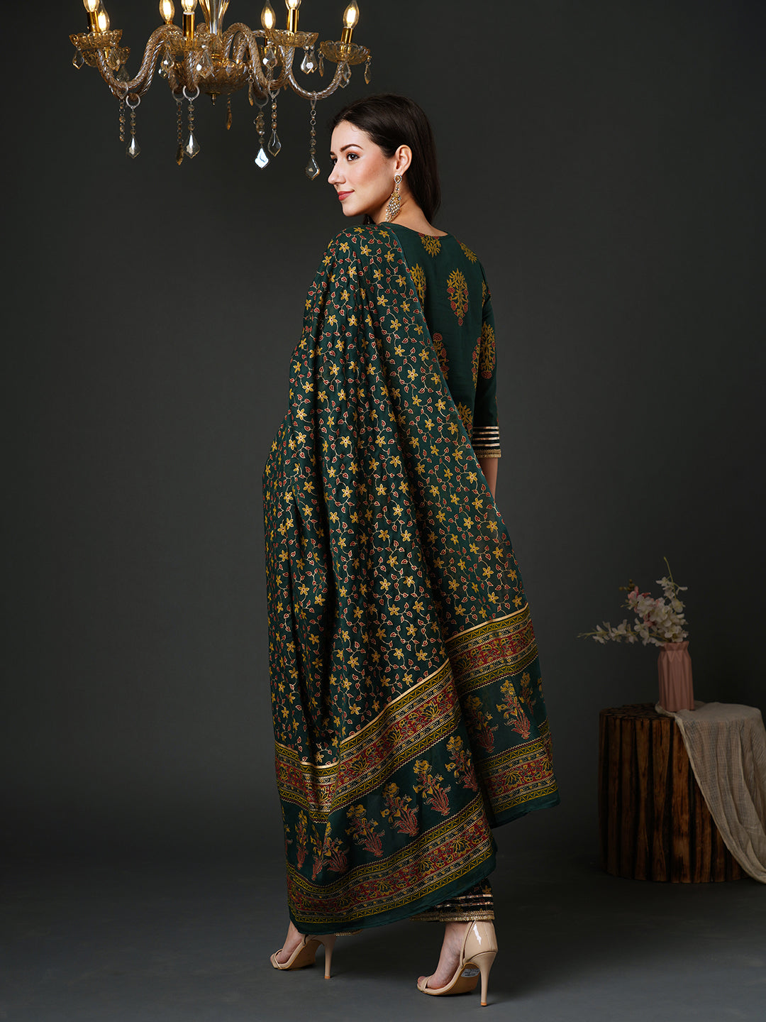 Green Kurta Sets  For women,indo era, indoera, kurta set for women, women kurta set, women suit, summer wear for women, festive suit for women, mother's day outfit, dress for mother, mother's day special, heeramandi dress