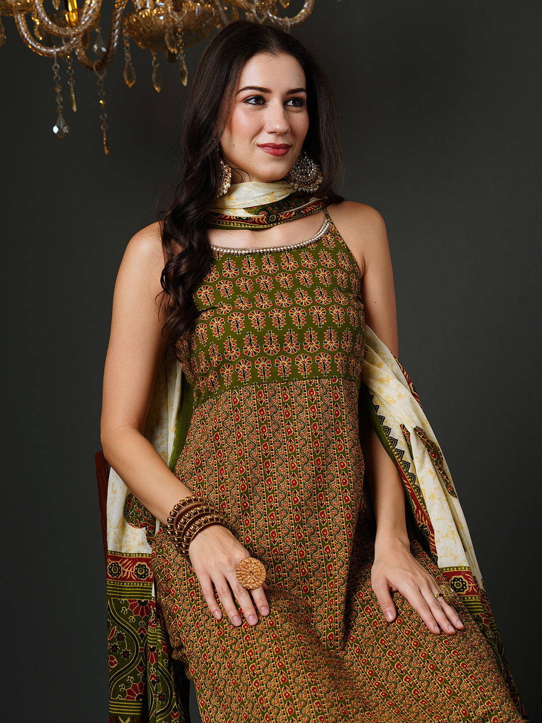 Green Kurta Sets  For women,indo era, indoera, kurta set for women, women kurta set, women suit, summer wear for women, festive suit for women, mother's day outfit, dress for mother, mother's day special, heeramandi dress