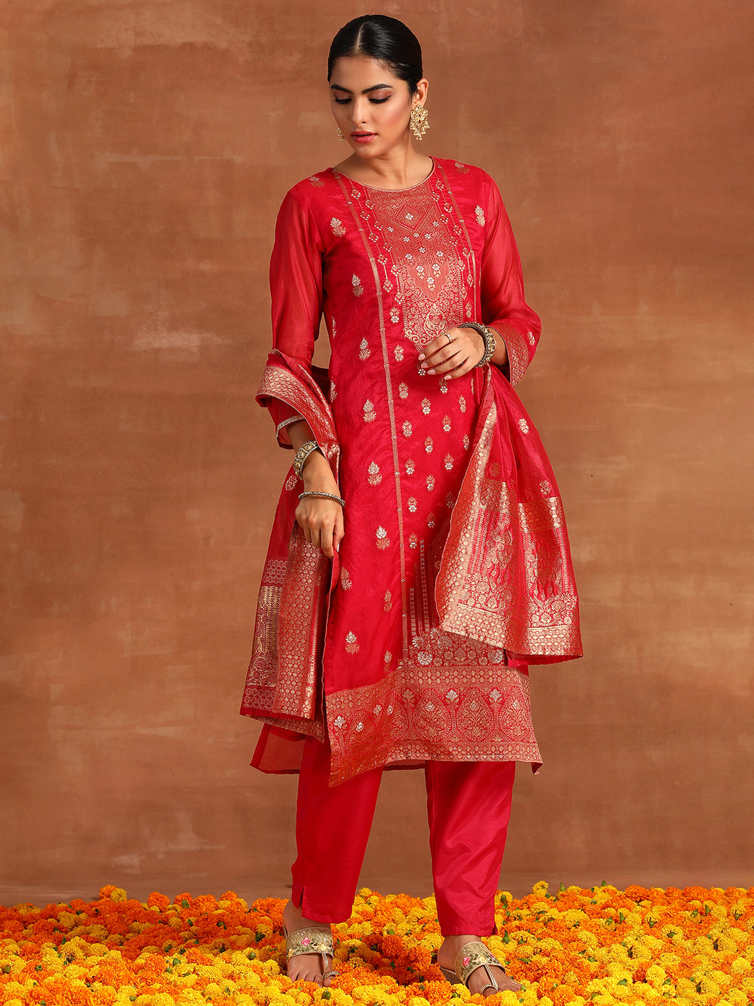 holi outfit for women, holi outfit ideas, holi outfit for men, holi outfit for girls, holi outfit for baby girl, holi outfit for baby boy, holi outfit pinterest, holi outfit ideas men, holi outfits for kids, Eid Outfits, Eid Collection, New Kurta Sets, Salwar Suits for Eid, women's day outfit ideas, women's day outfits, Co-Ords, V-Neck dresses, Round Neck suits, Cotton Kurta Sets, Heavy Outfits For Eid, Pakistani Outfits, Pakistani Kurta Sets, Pakistani Dresses for women
