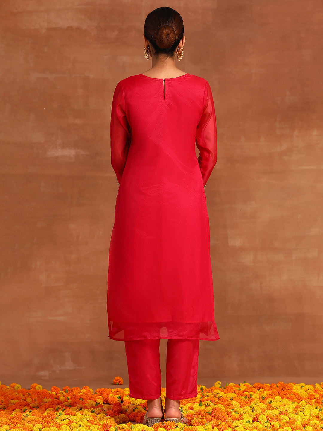 holi outfit for women, holi outfit ideas, holi outfit for men, holi outfit for girls, holi outfit for baby girl, holi outfit for baby boy, holi outfit pinterest, holi outfit ideas men, holi outfits for kids, Eid Outfits, Eid Collection, New Kurta Sets, Salwar Suits for Eid, women's day outfit ideas, women's day outfits, Co-Ords, V-Neck dresses, Round Neck suits, Cotton Kurta Sets, Heavy Outfits For Eid, Pakistani Outfits, Pakistani Kurta Sets, Pakistani Dresses for women