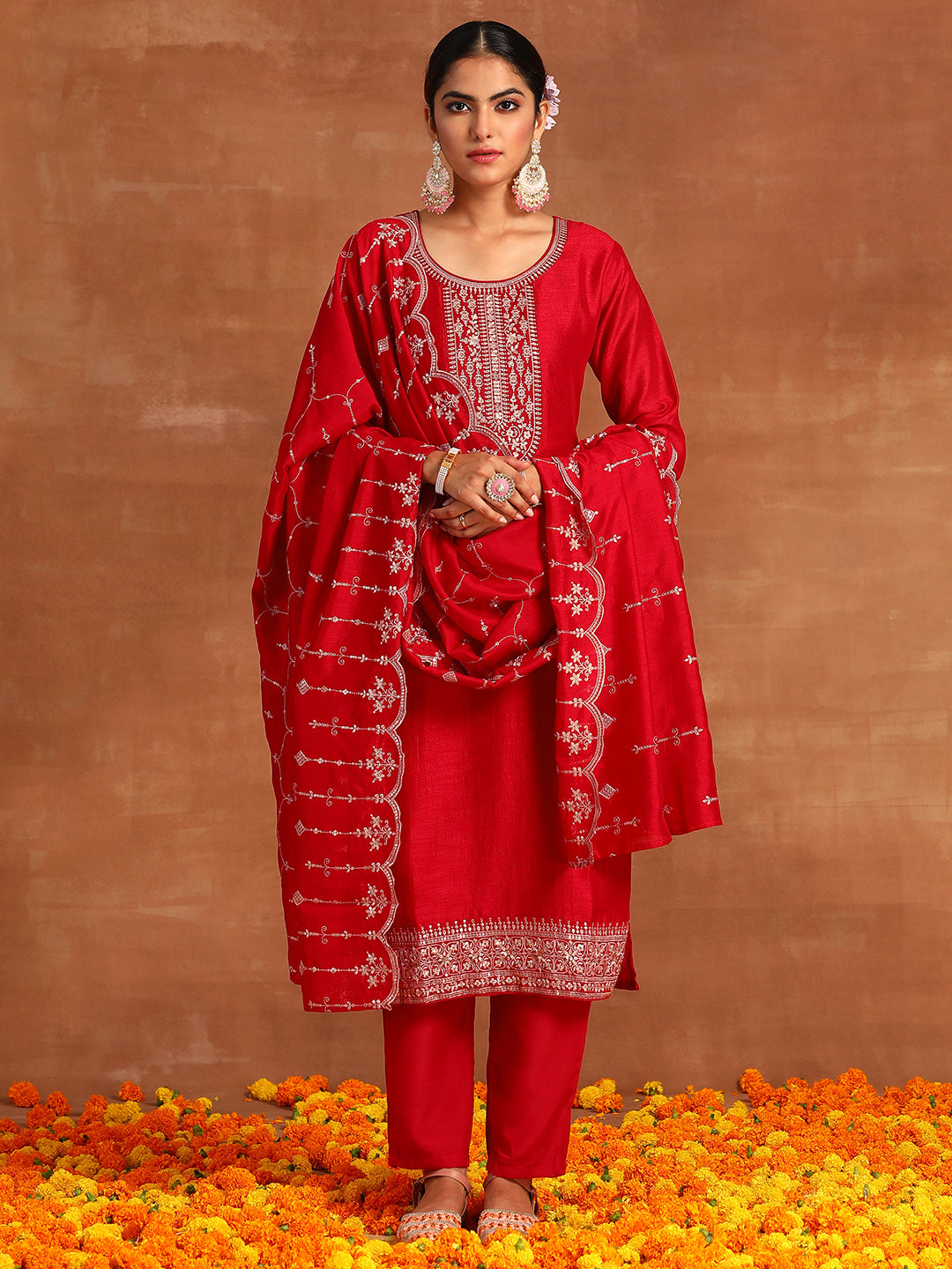 holi outfit for women, holi outfit ideas, holi outfit for men, holi outfit for girls, holi outfit for baby girl, holi outfit for baby boy, holi outfit pinterest, holi outfit ideas men, holi outfits for kids, Eid Outfits, Eid Collection, New Kurta Sets, Salwar Suits for Eid, women's day outfit ideas, women's day outfits, Co-Ords, V-Neck dresses, Round Neck suits, Cotton Kurta Sets, Heavy Outfits For Eid, Pakistani Outfits, Pakistani Kurta Sets, Pakistani Dresses for women