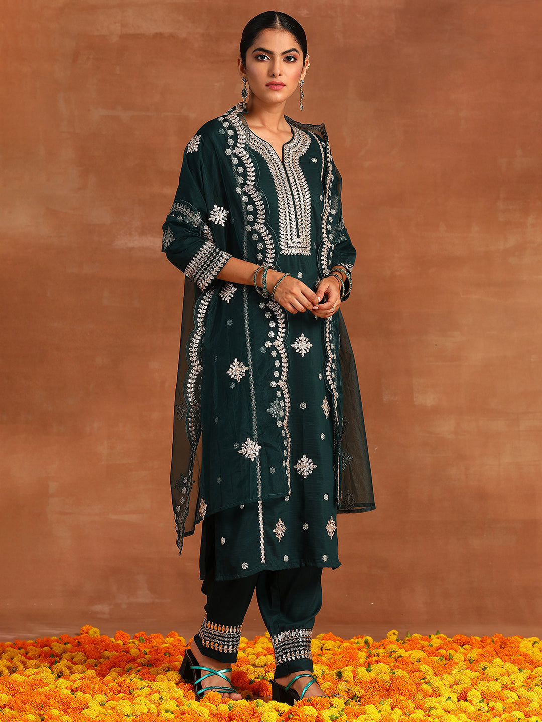 indo era, indoera, indo era kurta, heeramandi dress, heeramandi, dress for women, kurta for women, kurtaset for women, indo era kurta set, indo era suit, anarkali kurta, salwar suit, sharara set, cotton kurta, dress for women, kurta for women, birthday dress for women, gown for women, formal dress for women, party wear for women, summer dress, female kurti, cotton dress for women, kurta with dupatta, dressing style, casual look, new arrival for women, Green suit