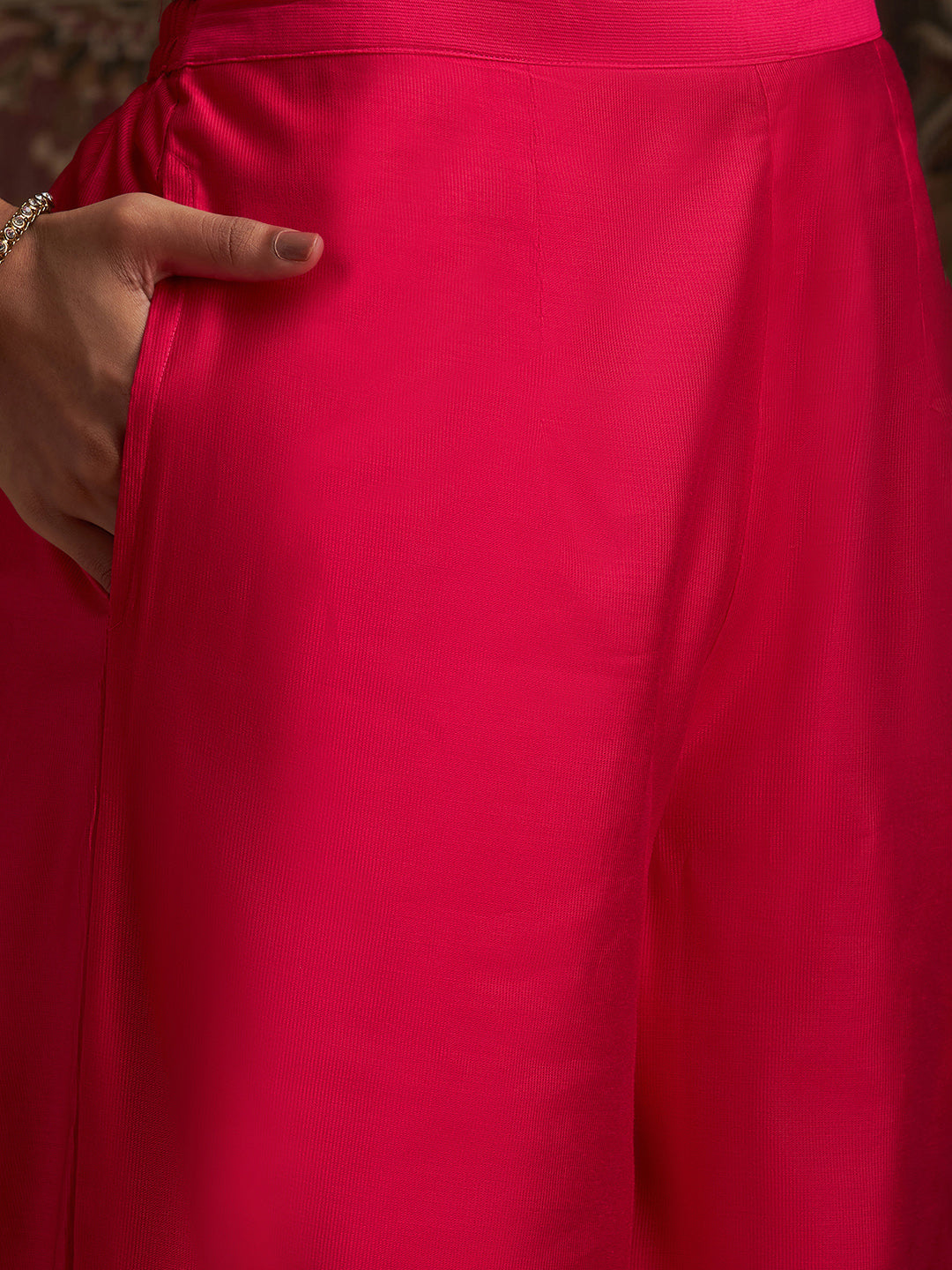 holi outfit for women, holi outfit ideas, holi outfit for men, holi outfit for girls, holi outfit for baby girl, holi outfit for baby boy, holi outfit pinterest, holi outfit ideas men, holi outfits for kids, Eid Outfits, Eid Collection, New Kurta Sets, Salwar Suits for Eid, women's day outfit ideas, women's day outfits, Co-Ords, V-Neck dresses, Round Neck suits, Cotton Kurta Sets, Heavy Outfits For Eid, Pakistani Outfits, Pakistani Kurta Sets, Pakistani Dresses for women