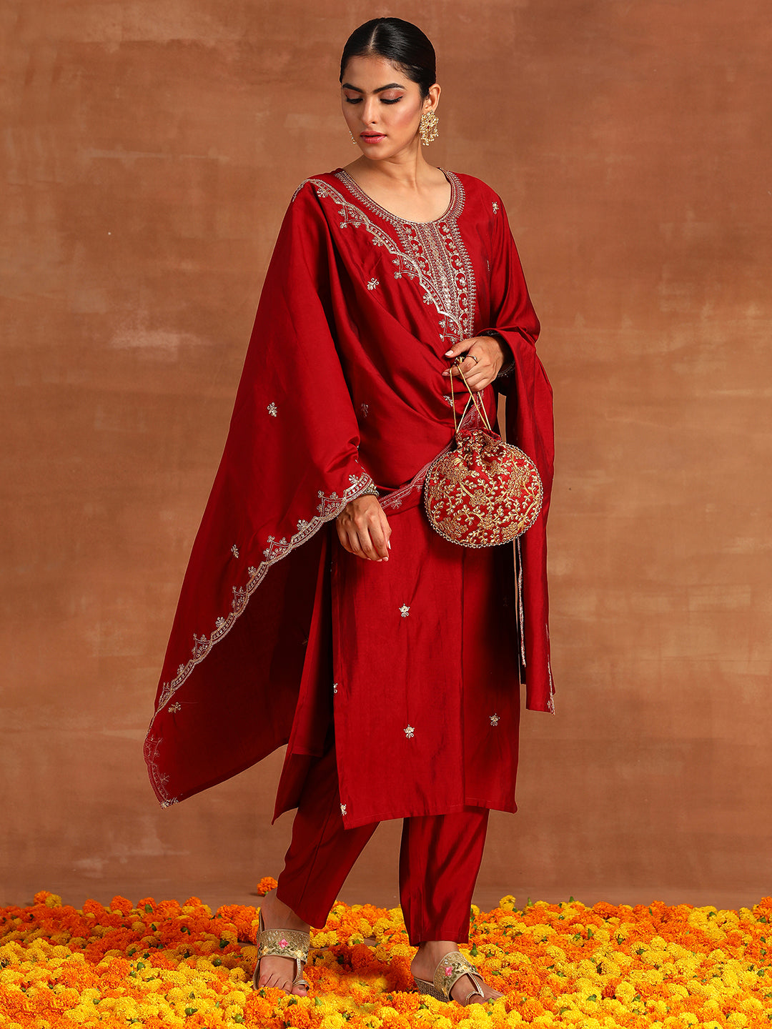 holi outfit for women, holi outfit ideas, holi outfit for men, holi outfit for girls, holi outfit for baby girl, holi outfit for baby boy, holi outfit pinterest, holi outfit ideas men, holi outfits for kids, Eid Outfits, Eid Collection, New Kurta Sets, Salwar Suits for Eid, women's day outfit ideas, women's day outfits, Co-Ords, V-Neck dresses, Round Neck suits, Cotton Kurta Sets, Heavy Outfits For Eid, Pakistani Outfits, Pakistani Kurta Sets, Pakistani Dresses for women