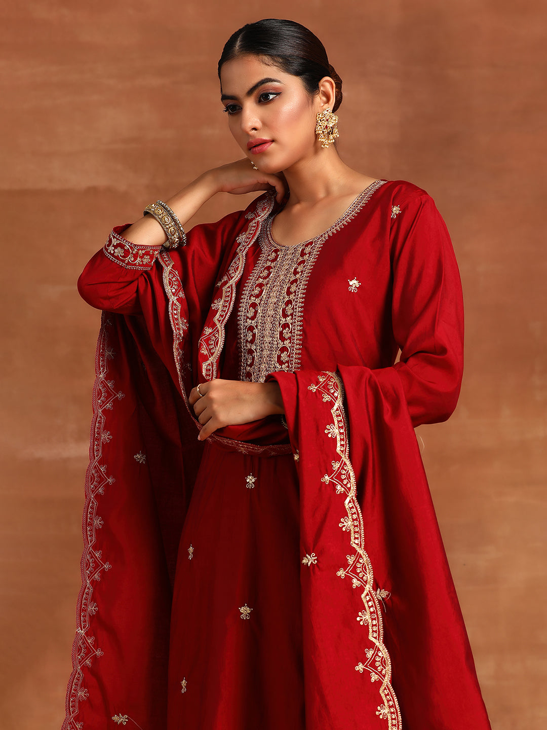 holi outfit for women, holi outfit ideas, holi outfit for men, holi outfit for girls, holi outfit for baby girl, holi outfit for baby boy, holi outfit pinterest, holi outfit ideas men, holi outfits for kids, Eid Outfits, Eid Collection, New Kurta Sets, Salwar Suits for Eid, women's day outfit ideas, women's day outfits, Co-Ords, V-Neck dresses, Round Neck suits, Cotton Kurta Sets, Heavy Outfits For Eid, Pakistani Outfits, Pakistani Kurta Sets, Pakistani Dresses for women