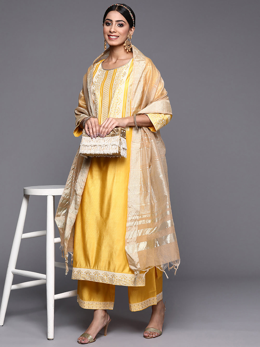 holi outfit for women, holi outfit ideas, holi outfit for men, holi outfit for girls, holi outfit for baby girl, holi outfit for baby boy, holi outfit pinterest, holi outfit ideas men, holi outfits for kids, Eid Outfits, Eid Collection, New Kurta Sets, Salwar Suits for Eid, women's day outfit ideas, women's day outfits, Co-Ords, V-Neck dresses, Round Neck suits, Cotton Kurta Sets, Heavy Outfits For Eid, Pakistani Outfits, Pakistani Kurta Sets, Pakistani Dresses for women