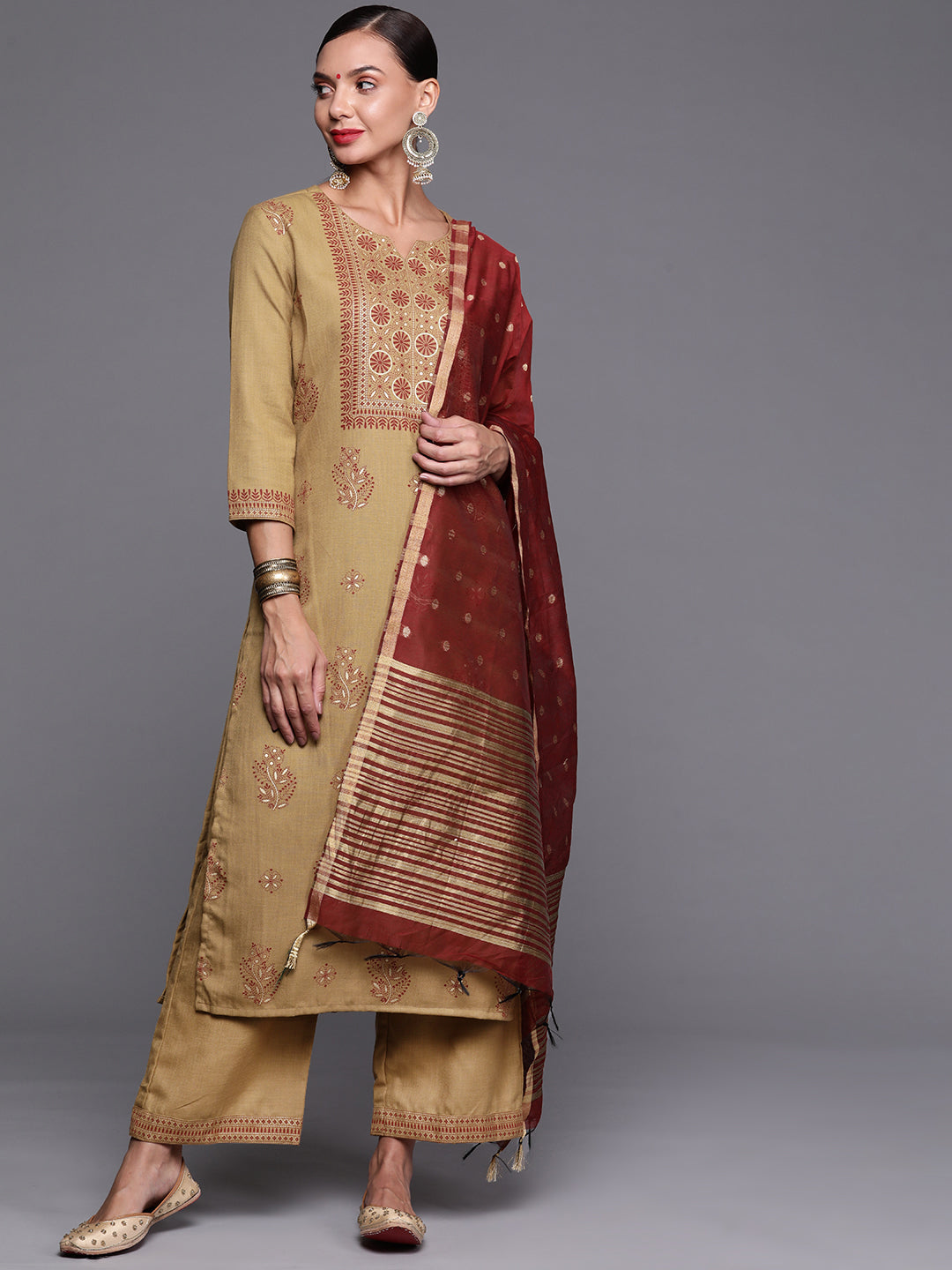 holi outfit for women, holi outfit ideas, holi outfit for men, holi outfit for girls, holi outfit for baby girl, holi outfit for baby boy, holi outfit pinterest, holi outfit ideas men, holi outfits for kids, Eid Outfits, Eid Collection, New Kurta Sets, Salwar Suits for Eid, women's day outfit ideas, women's day outfits, Co-Ords, V-Neck dresses, Round Neck suits, Cotton Kurta Sets, Heavy Outfits For Eid, Pakistani Outfits, Pakistani Kurta Sets, Pakistani Dresses for women