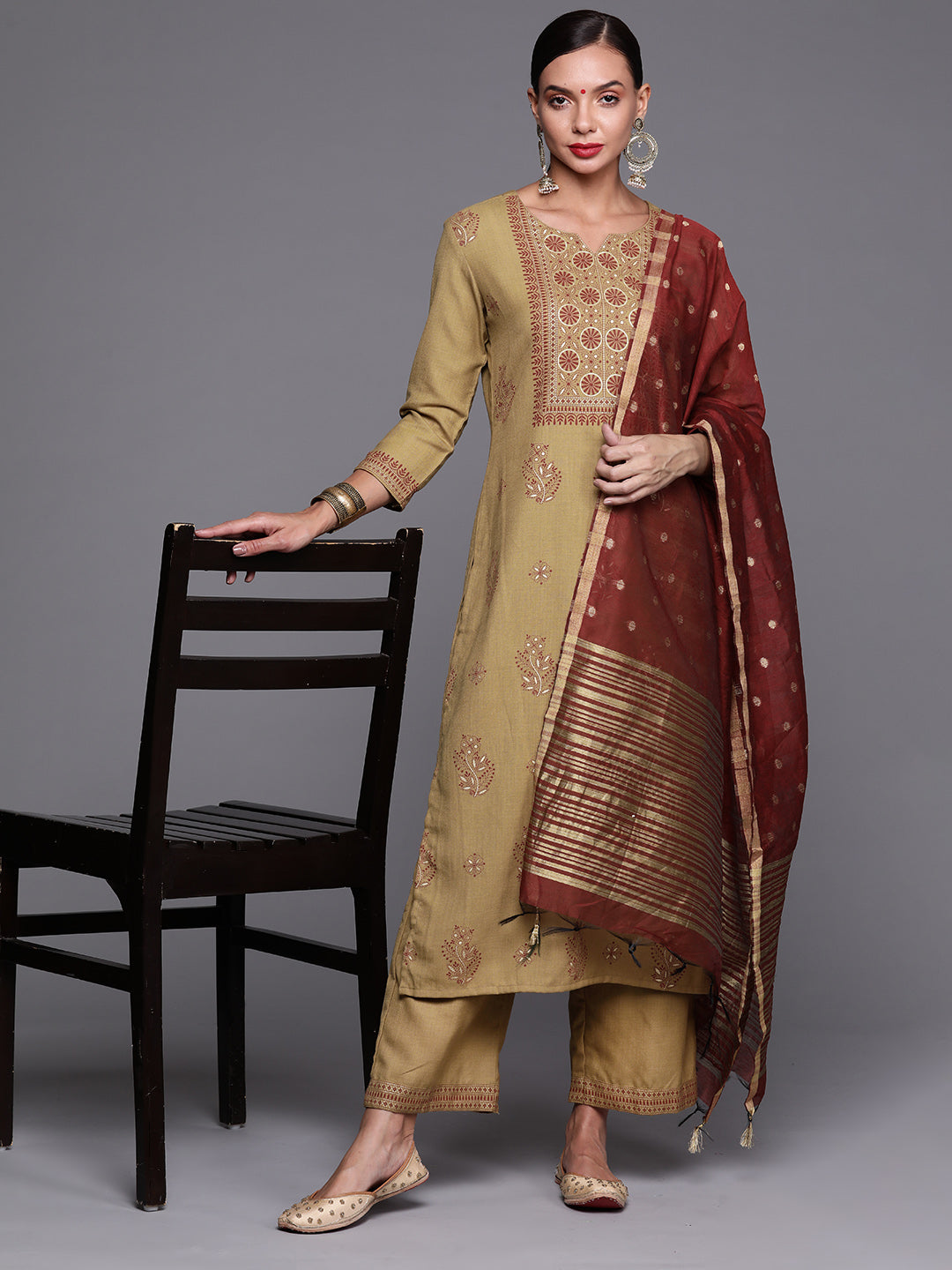 holi outfit for women, holi outfit ideas, holi outfit for men, holi outfit for girls, holi outfit for baby girl, holi outfit for baby boy, holi outfit pinterest, holi outfit ideas men, holi outfits for kids, Eid Outfits, Eid Collection, New Kurta Sets, Salwar Suits for Eid, women's day outfit ideas, women's day outfits, Co-Ords, V-Neck dresses, Round Neck suits, Cotton Kurta Sets, Heavy Outfits For Eid, Pakistani Outfits, Pakistani Kurta Sets, Pakistani Dresses for women