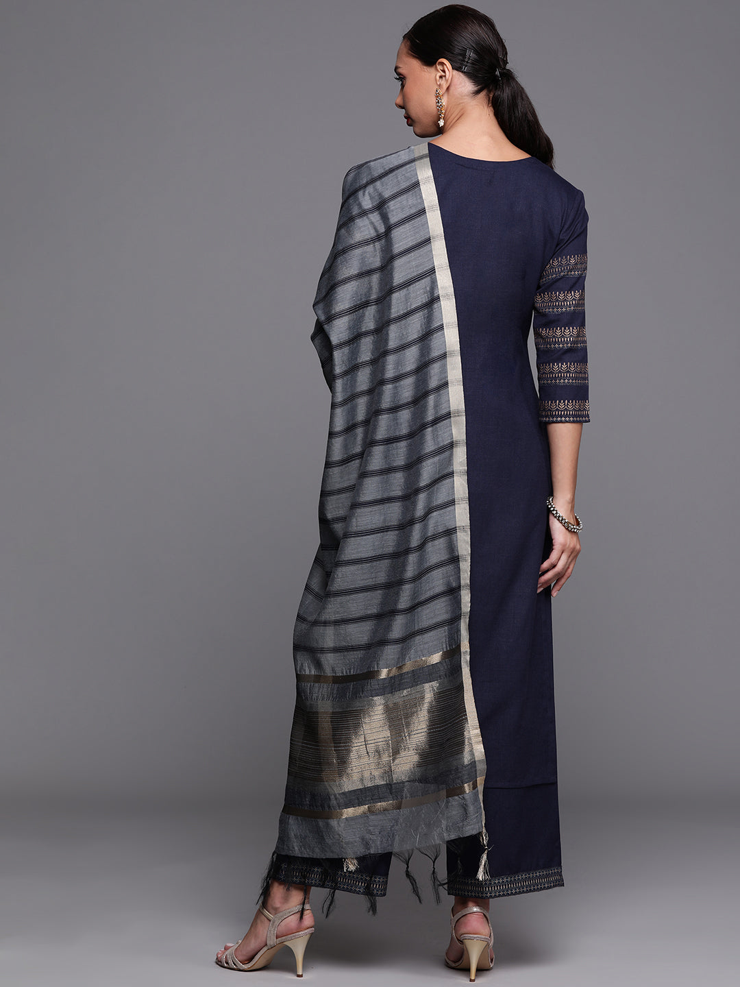 holi outfit for women, holi outfit ideas, holi outfit for men, holi outfit for girls, holi outfit for baby girl, holi outfit for baby boy, holi outfit pinterest, holi outfit ideas men, holi outfits for kids, Eid Outfits, Eid Collection, New Kurta Sets, Salwar Suits for Eid, women's day outfit ideas, women's day outfits, Co-Ords, V-Neck dresses, Round Neck suits, Cotton Kurta Sets, Heavy Outfits For Eid, Pakistani Outfits, Pakistani Kurta Sets, Pakistani Dresses for women