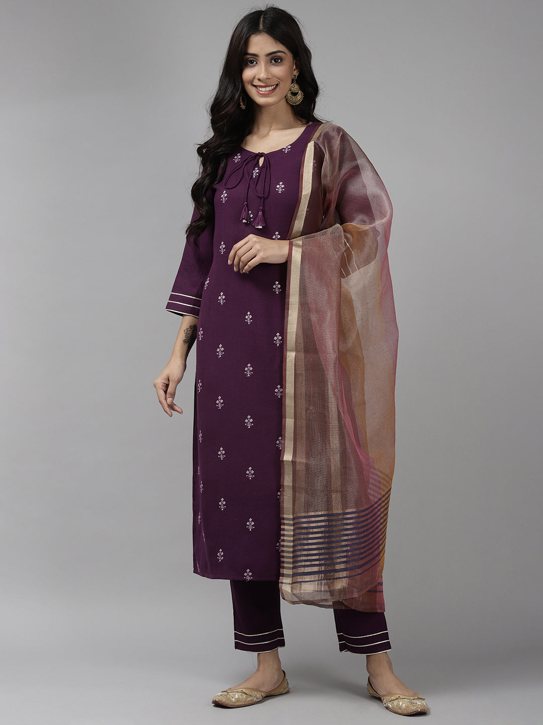 holi outfit for women, holi outfit ideas, holi outfit for men, holi outfit for girls, holi outfit for baby girl, holi outfit for baby boy, holi outfit pinterest, holi outfit ideas men, holi outfits for kids, Eid Outfits, Eid Collection, New Kurta Sets, Salwar Suits for Eid, women's day outfit ideas, women's day outfits, Co-Ords, V-Neck dresses, Round Neck suits, Cotton Kurta Sets, Heavy Outfits For Eid, Pakistani Outfits, Pakistani Kurta Sets, Pakistani Dresses for women