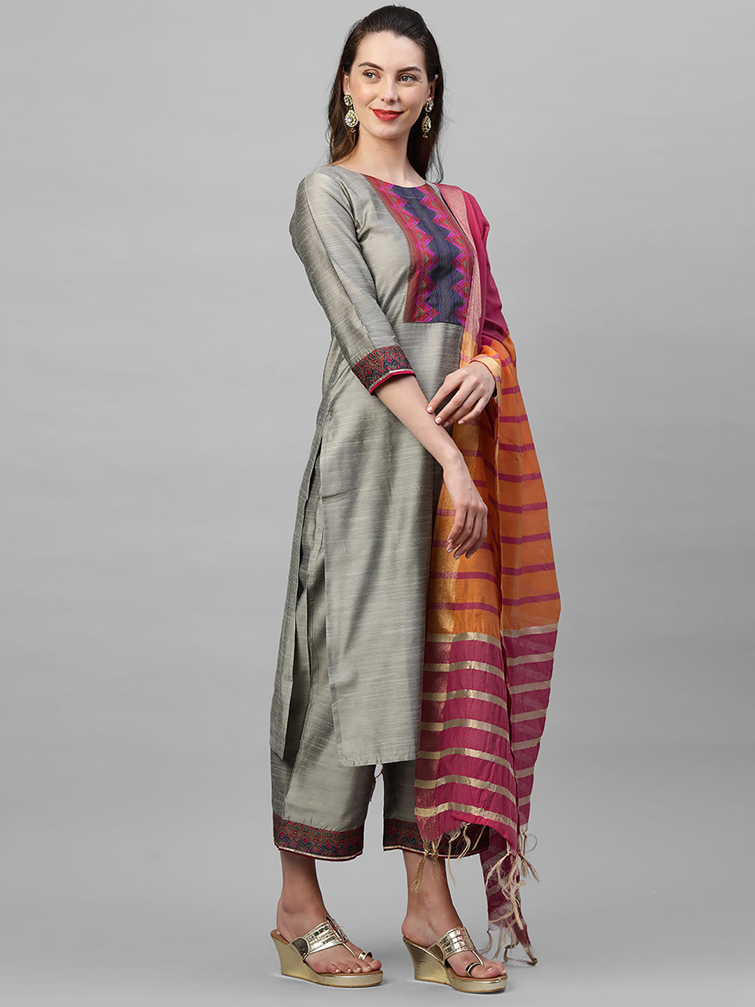 holi outfit for women, holi outfit ideas, holi outfit for men, holi outfit for girls, holi outfit for baby girl, holi outfit for baby boy, holi outfit pinterest, holi outfit ideas men, holi outfits for kids, Eid Outfits, Eid Collection, New Kurta Sets, Salwar Suits for Eid, women's day outfit ideas, women's day outfits, Co-Ords, V-Neck dresses, Round Neck suits, Cotton Kurta Sets, Heavy Outfits For Eid, Pakistani Outfits, Pakistani Kurta Sets, Pakistani Dresses for women