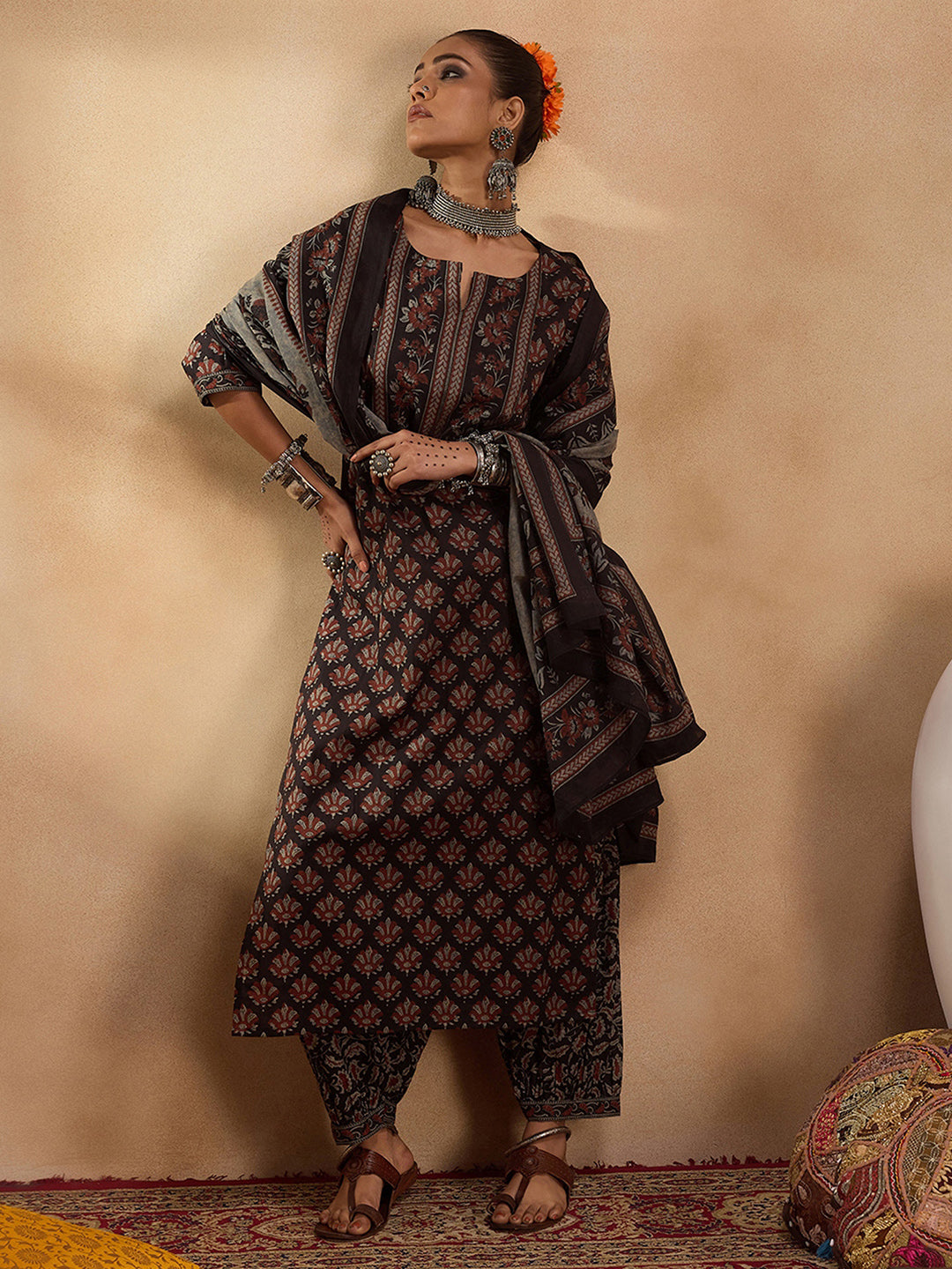 indo era, indoera, indo era kurta, heeramandi dress, heeramandi, dress for women, kurta for women, kurtaset for women, indo era kurta set, indo era suit, anarkali kurta, salwar suit, sharara set, cotton kurta, dress for women, kurta for women, birthday dress for women, gown for women, formal dress for women, party wear for women, summer dress, female kurti, cotton dress for women, kurta with dupatta, dressing style, casual look, new arrival for women, Black suit