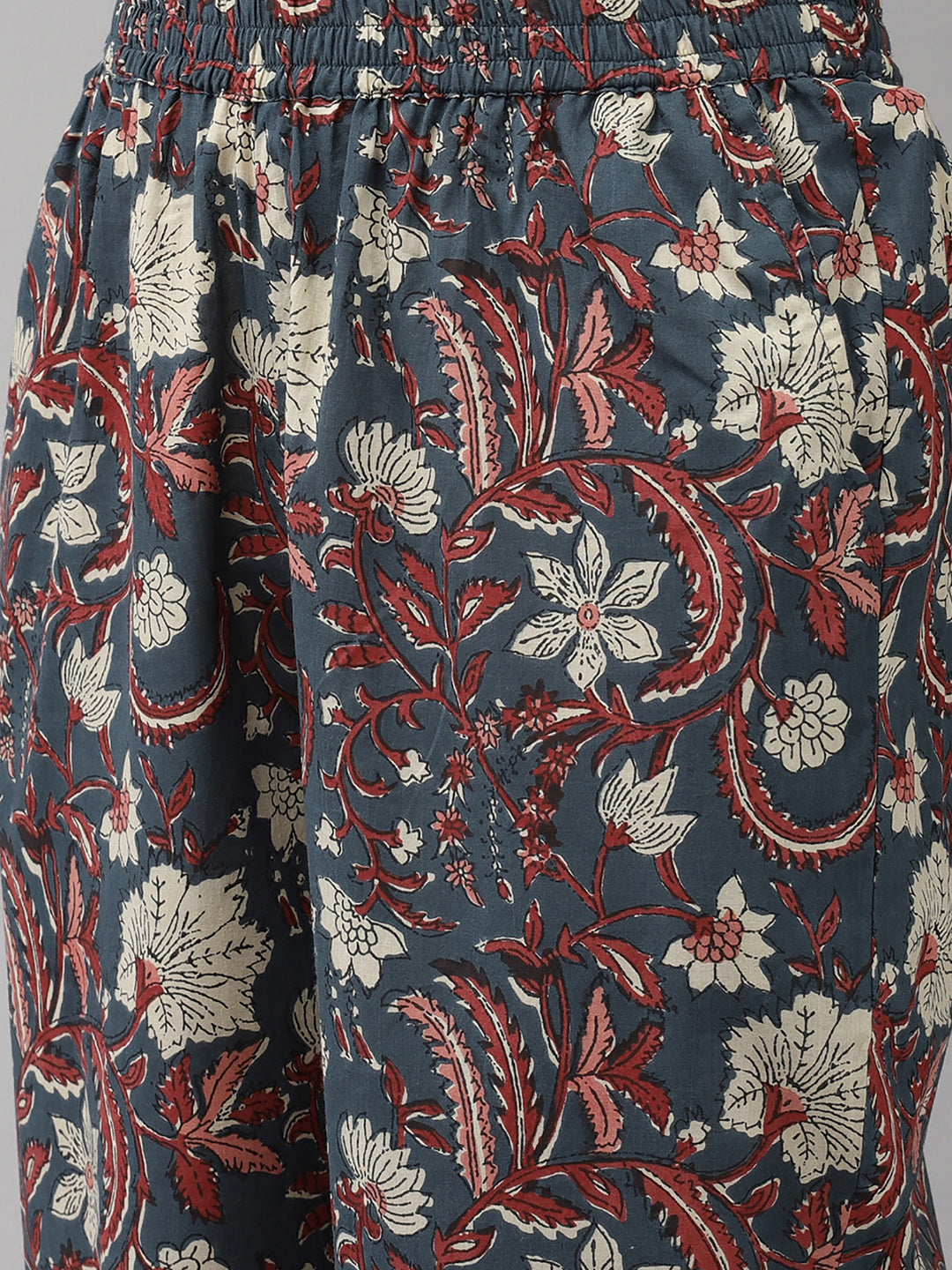 holi outfit for women, holi outfit ideas, holi outfit for men, holi outfit for girls, holi outfit for baby girl, holi outfit for baby boy, holi outfit pinterest, holi outfit ideas men, holi outfits for kids, Eid Outfits, Eid Collection, New Kurta Sets, Salwar Suits for Eid, women's day outfit ideas, women's day outfits, Co-Ords, V-Neck dresses, Round Neck suits, Cotton Kurta Sets, Heavy Outfits For Eid, Pakistani Outfits, Pakistani Kurta Sets, Pakistani Dresses for women