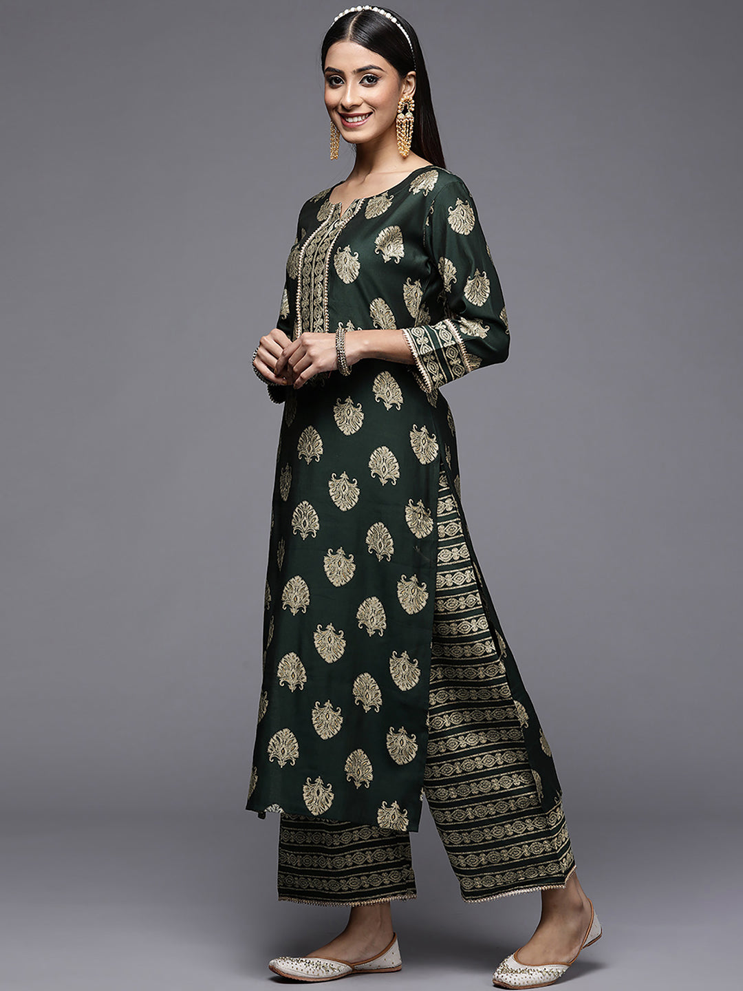 Green Kurta Sets  For women,indo era, indoera, kurta set for women, women kurta set, women suit, summer wear for women, cotton suit set, women cotton kurta, cotton kurta with dupatta