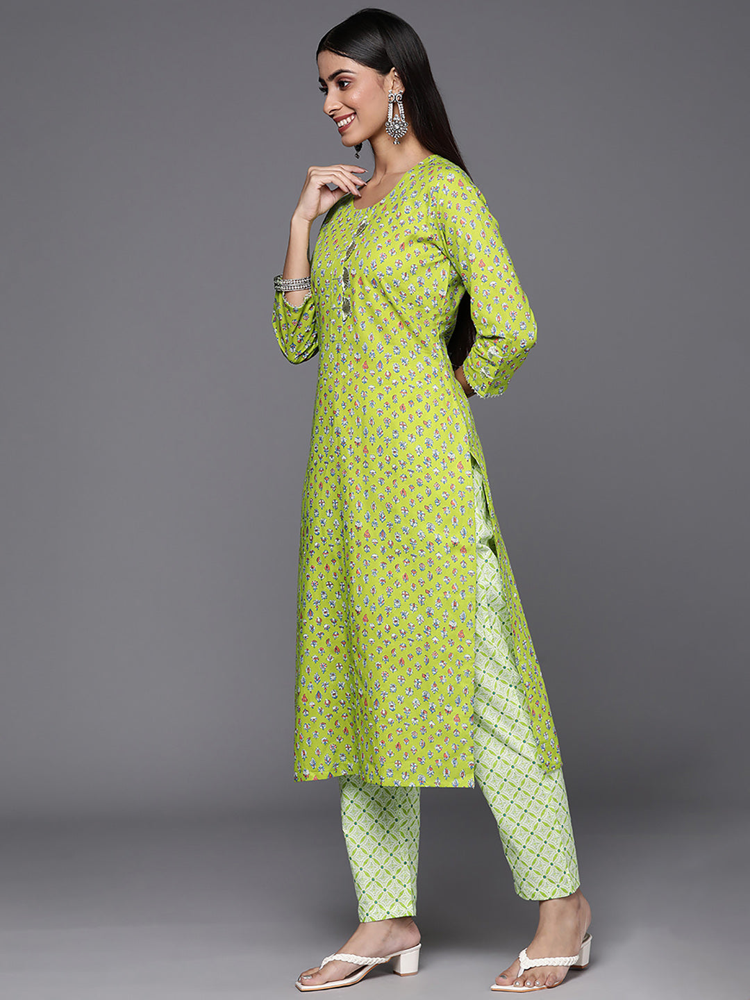 Green Kurta Sets  For women,indo era, indoera, kurta set for women, women kurta set, women suit, summer wear for women, cotton suit set, women cotton kurta, cotton kurta with dupatta