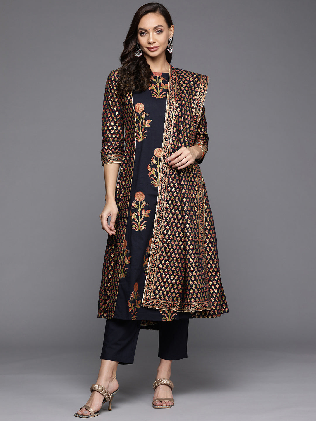 holi outfit for women, holi outfit ideas, holi outfit for men, holi outfit for girls, holi outfit for baby girl, holi outfit for baby boy, holi outfit pinterest, holi outfit ideas men, holi outfits for kids, Eid Outfits, Eid Collection, New Kurta Sets, Salwar Suits for Eid, women's day outfit ideas, women's day outfits, Co-Ords, V-Neck dresses, Round Neck suits, Cotton Kurta Sets, Heavy Outfits For Eid, Pakistani Outfits, Pakistani Kurta Sets, Pakistani Dresses for women