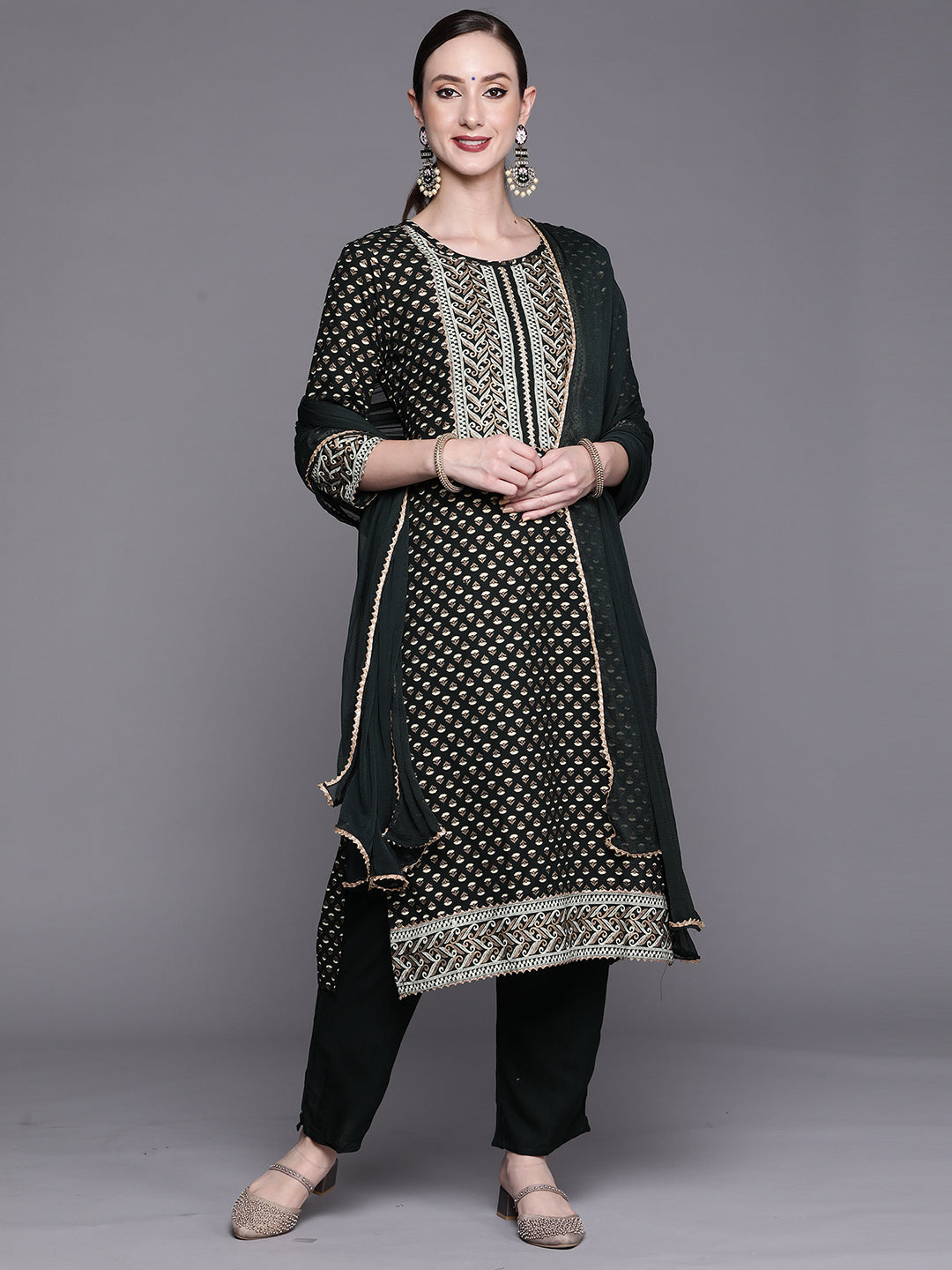 indo era, indoera, indo era kurta, heeramandi dress, heeramandi, dress for women, kurta for women, kurtaset for women, indo era kurta set, indo era suit, anarkali kurta, salwar suit, sharara set, cotton kurta, dress for women, kurta for women, birthday dress for women, gown for women, formal dress for women, party wear for women, summer dress, female kurti, cotton dress for women, kurta with dupatta, dressing style, casual look, new arrival for women, Green suit