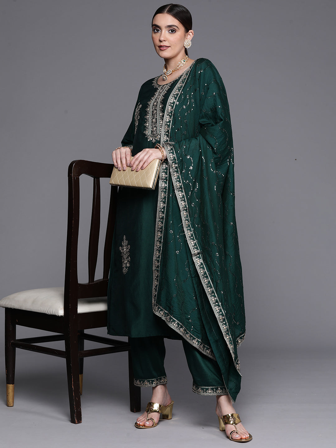 holi outfit for women, holi outfit ideas, holi outfit for men, holi outfit for girls, holi outfit for baby girl, holi outfit for baby boy, holi outfit pinterest, holi outfit ideas men, holi outfits for kids, Eid Outfits, Eid Collection, New Kurta Sets, Salwar Suits for Eid, women's day outfit ideas, women's day outfits, Co-Ords, V-Neck dresses, Round Neck suits, Cotton Kurta Sets, Heavy Outfits For Eid, Pakistani Outfits, Pakistani Kurta Sets, Pakistani Dresses for women