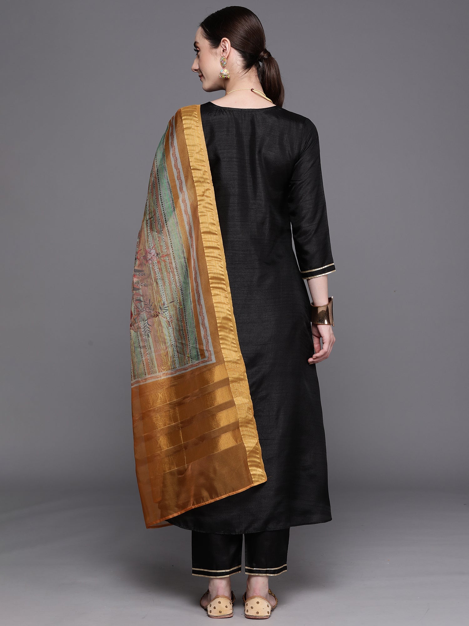 holi outfit for women, holi outfit ideas, holi outfit for men, holi outfit for girls, holi outfit for baby girl, holi outfit for baby boy, holi outfit pinterest, holi outfit ideas men, holi outfits for kids, Eid Outfits, Eid Collection, New Kurta Sets, Salwar Suits for Eid, women's day outfit ideas, women's day outfits, Co-Ords, V-Neck dresses, Round Neck suits, Cotton Kurta Sets, Heavy Outfits For Eid, Pakistani Outfits, Pakistani Kurta Sets, Pakistani Dresses for women
