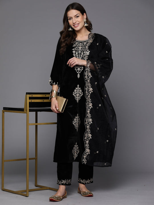 Black Embroidered Straight Kurta Trousers With Dupatta