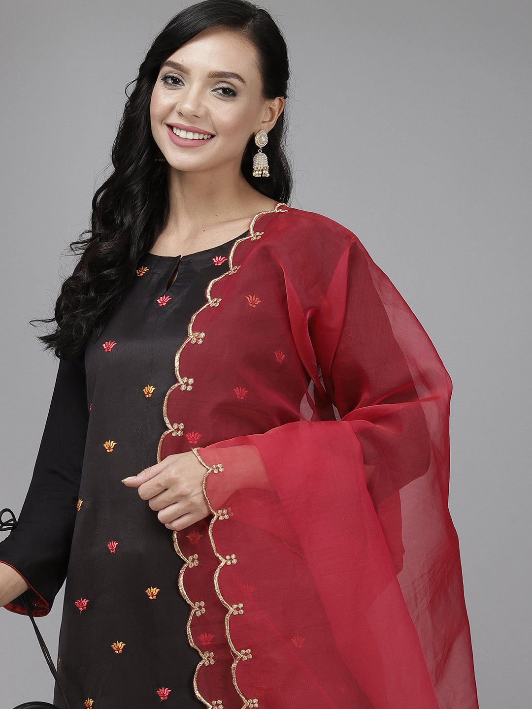 holi outfit for women, holi outfit ideas, holi outfit for men, holi outfit for girls, holi outfit for baby girl, holi outfit for baby boy, holi outfit pinterest, holi outfit ideas men, holi outfits for kids, Eid Outfits, Eid Collection, New Kurta Sets, Salwar Suits for Eid, women's day outfit ideas, women's day outfits, Co-Ords, V-Neck dresses, Round Neck suits, Cotton Kurta Sets, Heavy Outfits For Eid, Pakistani Outfits, Pakistani Kurta Sets, Pakistani Dresses for women