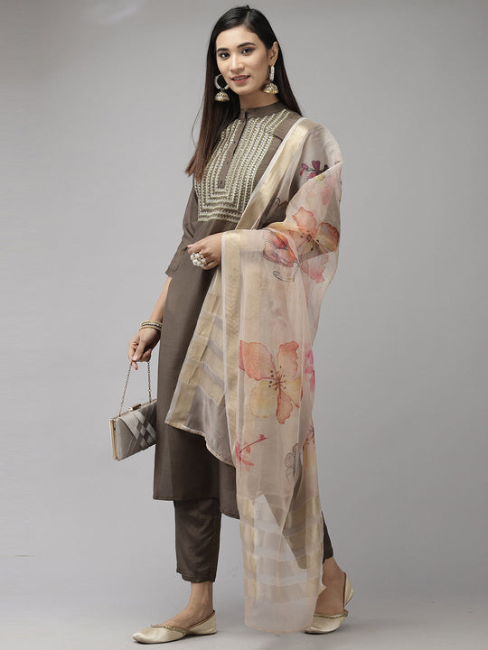 Indo Era Green Embroidered Straight Kurta Trouser with Dupatta Sets