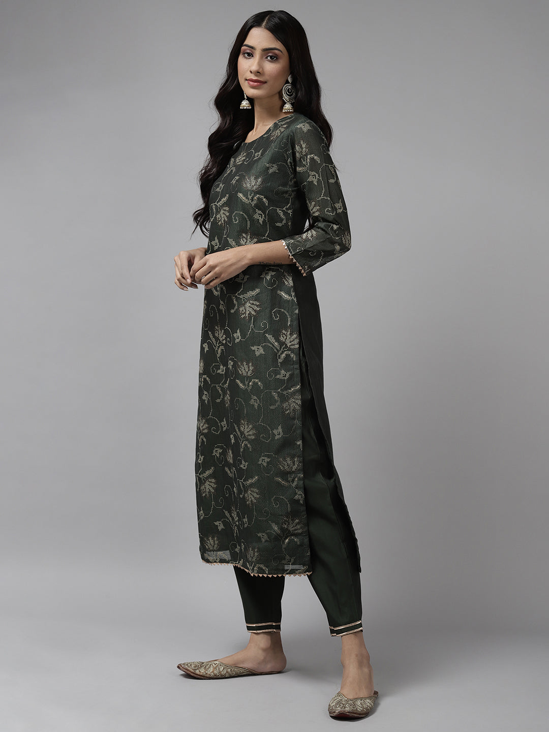 indo era, indoera, indo era kurta, heeramandi dress, heeramandi, dress for women, kurta for women, kurtaset for women, indo era kurta set, indo era suit, anarkali kurta, salwar suit, sharara set, cotton kurta, dress for women, kurta for women, birthday dress for women, gown for women, formal dress for women, party wear for women, summer dress, female kurti, cotton dress for women, kurta with dupatta, dressing style, casual look, new arrival for women, Green suit