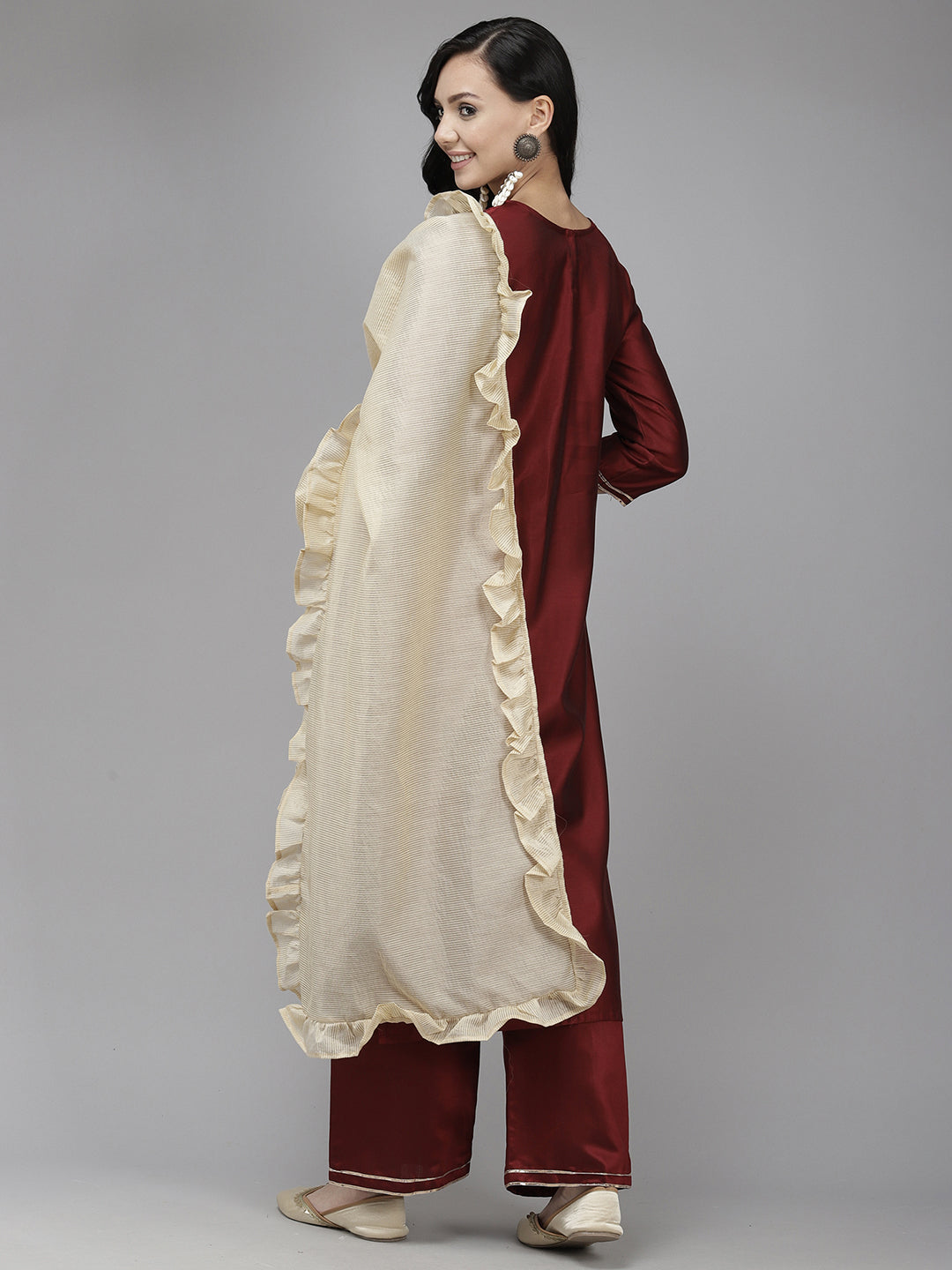 holi outfit for women, holi outfit ideas, holi outfit for men, holi outfit for girls, holi outfit for baby girl, holi outfit for baby boy, holi outfit pinterest, holi outfit ideas men, holi outfits for kids, Eid Outfits, Eid Collection, New Kurta Sets, Salwar Suits for Eid, women's day outfit ideas, women's day outfits, Co-Ords, V-Neck dresses, Round Neck suits, Cotton Kurta Sets, Heavy Outfits For Eid, Pakistani Outfits, Pakistani Kurta Sets, Pakistani Dresses for women
