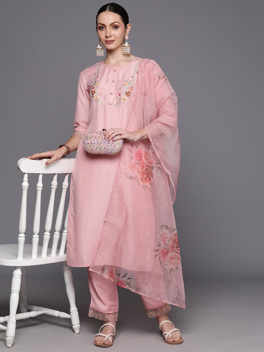 Indo Era Off White Floral Embroidered Regular Thread Work Kurta with Trousers & With Dupatta