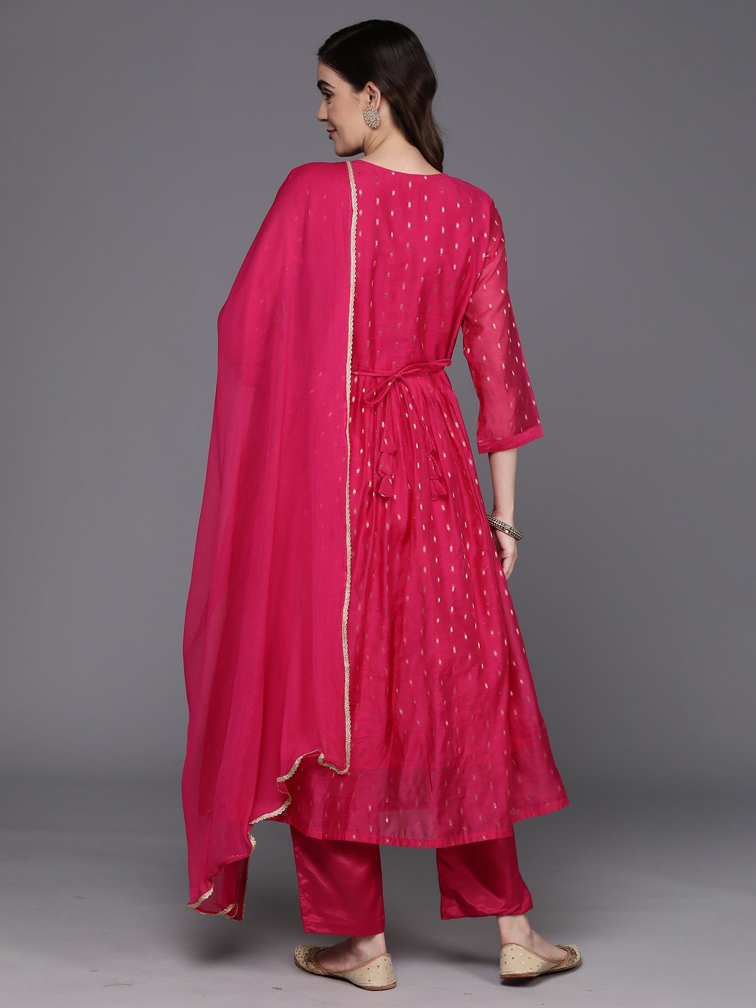 indo era, indoera, indo era kurta, heeramandi dress, heeramandi, dress for women, kurta for women, kurtaset for women, indo era kurta set, indo era suit, anarkali kurta, salwar suit, sharara set, cotton kurta, dress for women, kurta for women, birthday dress for women, gown for women, formal dress for women, party wear for women, summer dress, female kurti, cotton dress for women, kurta with dupatta, dressing style, casual look, new arrival for women, Pink suit