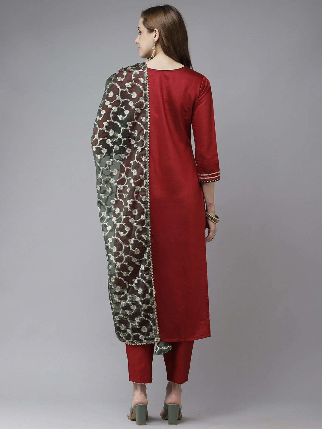 indo era, indoera, indo era kurta, heeramandi dress, heeramandi, dress for women, kurta for women, kurtaset for women, indo era kurta set, indo era suit, anarkali kurta, salwar suit, sharara set, cotton kurta, dress for women, kurta for women, birthday dress for women, gown for women, formal dress for women, party wear for women, summer dress, female kurti, cotton dress for women, kurta with dupatta, dressing style, casual look, new arrival for women, Red suit