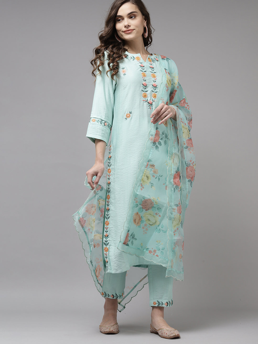 Kurti and Sharara for pooja outfit | Fashion clothes women, Fashion,  Partywear