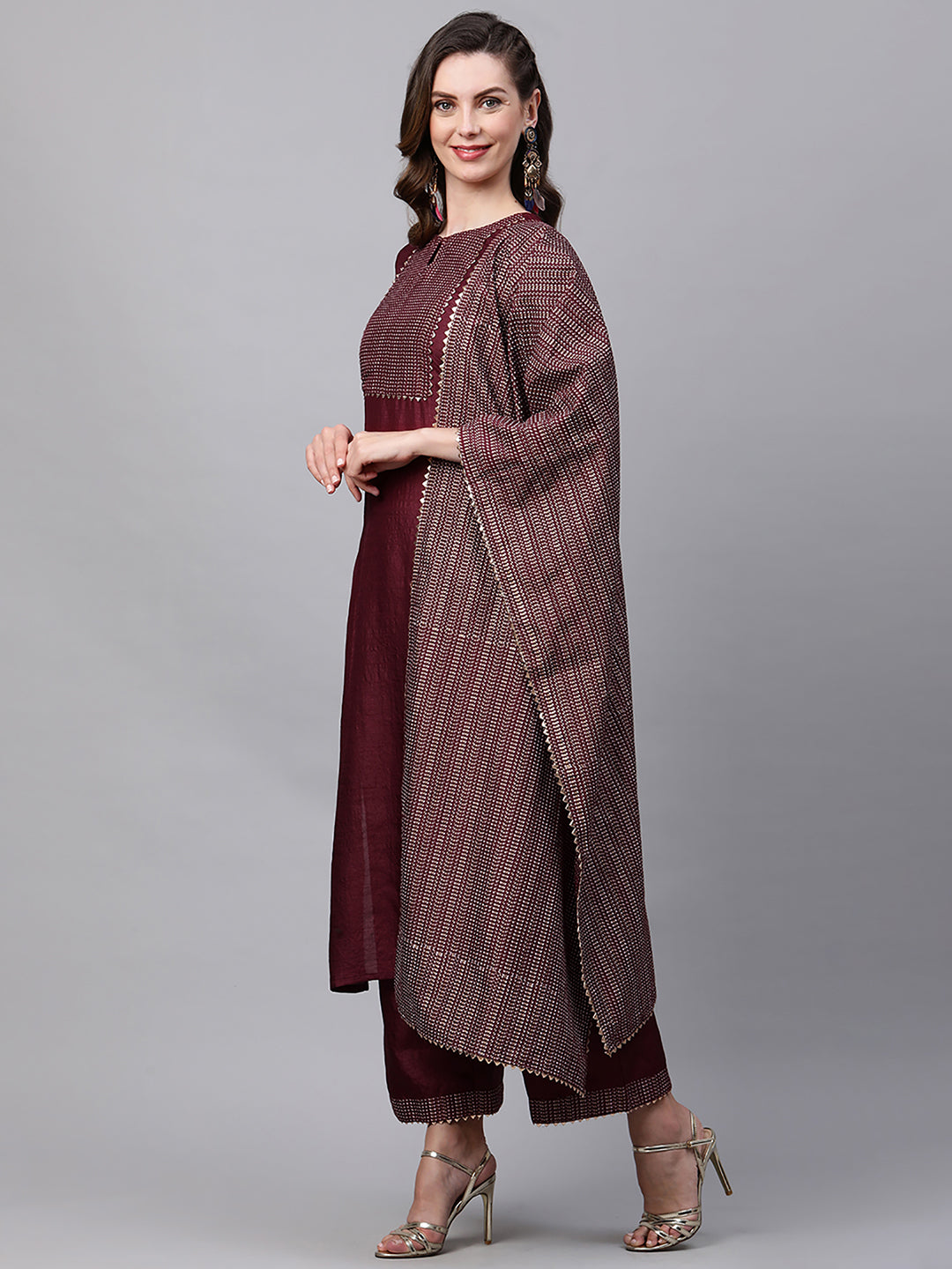holi outfit for women, holi outfit ideas, holi outfit for men, holi outfit for girls, holi outfit for baby girl, holi outfit for baby boy, holi outfit pinterest, holi outfit ideas men, holi outfits for kids, Eid Outfits, Eid Collection, New Kurta Sets, Salwar Suits for Eid, women's day outfit ideas, women's day outfits, Co-Ords, V-Neck dresses, Round Neck suits, Cotton Kurta Sets, Heavy Outfits For Eid, Pakistani Outfits, Pakistani Kurta Sets, Pakistani Dresses for women