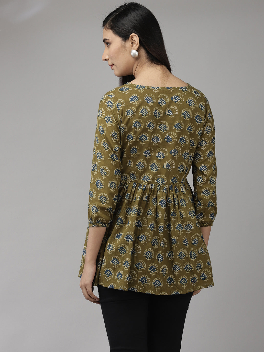 indo era, indoera, indo era kurta, heeramandi dress, heeramandi, dress for women, kurta for women, kurtaset for women, indo era kurta set, indo era suit, anarkali kurta, salwar suit, sharara set, cotton kurta, dress for women, kurta for women, birthday dress for women, gown for women, formal dress for women, party wear for women, summer dress, female kurti, cotton dress for women, kurta with dupatta, dressing style, casual look, new arrival for women, Green dress