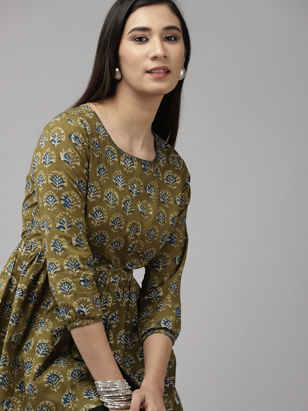 indo era, indoera, indo era kurta, heeramandi dress, heeramandi, dress for women, kurta for women, kurtaset for women, indo era kurta set, indo era suit, anarkali kurta, salwar suit, sharara set, cotton kurta, dress for women, kurta for women, birthday dress for women, gown for women, formal dress for women, party wear for women, summer dress, female kurti, cotton dress for women, kurta with dupatta, dressing style, casual look, new arrival for women, Green dress