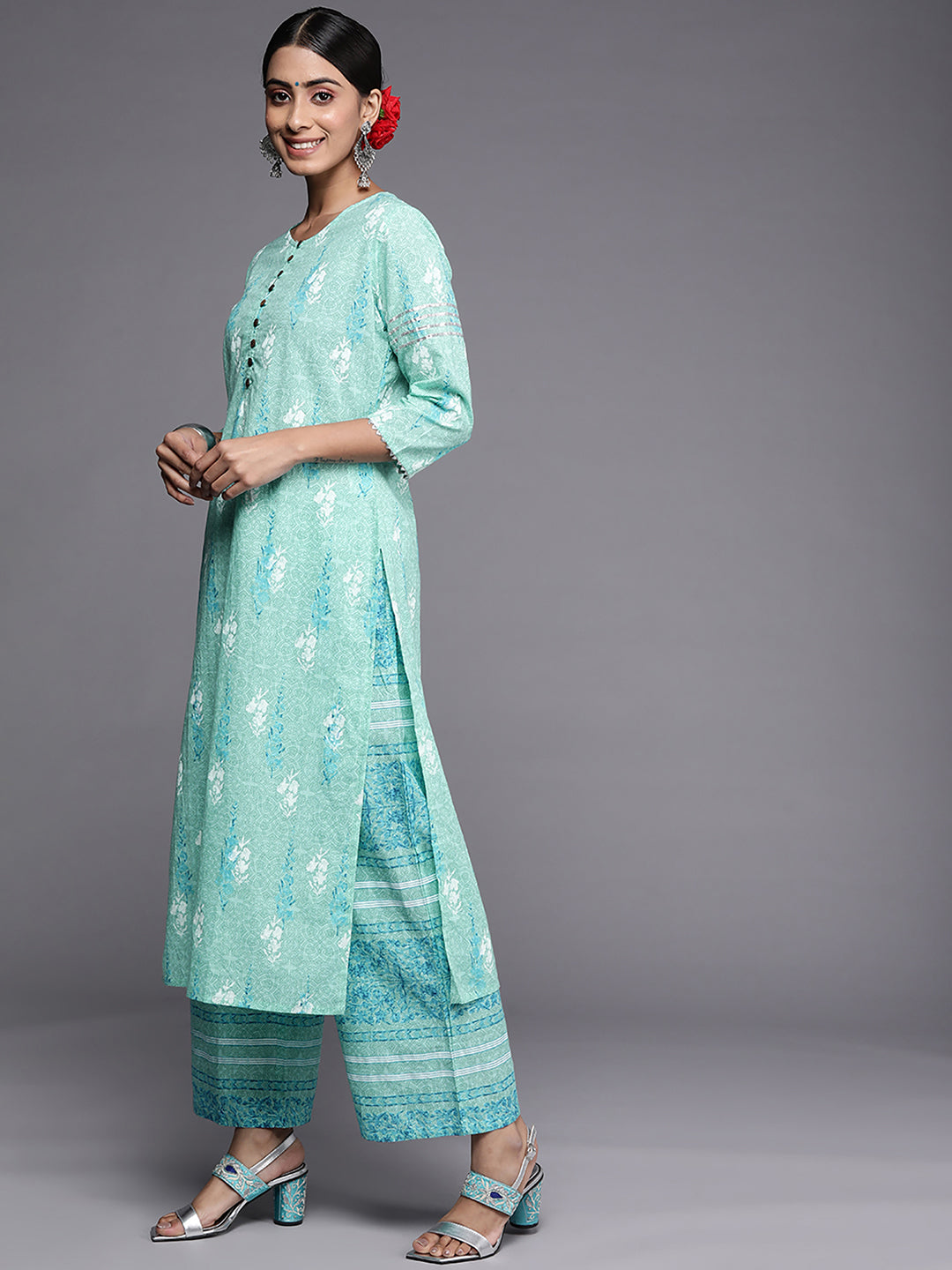 holi outfit for women, holi outfit ideas, holi outfit for men, holi outfit for girls, holi outfit for baby girl, holi outfit for baby boy, holi outfit pinterest, holi outfit ideas men, holi outfits for kids, Eid Outfits, Eid Collection, New Kurta Sets, Salwar Suits for Eid, women's day outfit ideas, women's day outfits, Co-Ords, V-Neck dresses, Round Neck suits, Cotton Kurta Sets, Heavy Outfits For Eid, Pakistani Outfits, Pakistani Kurta Sets, Pakistani Dresses for women
