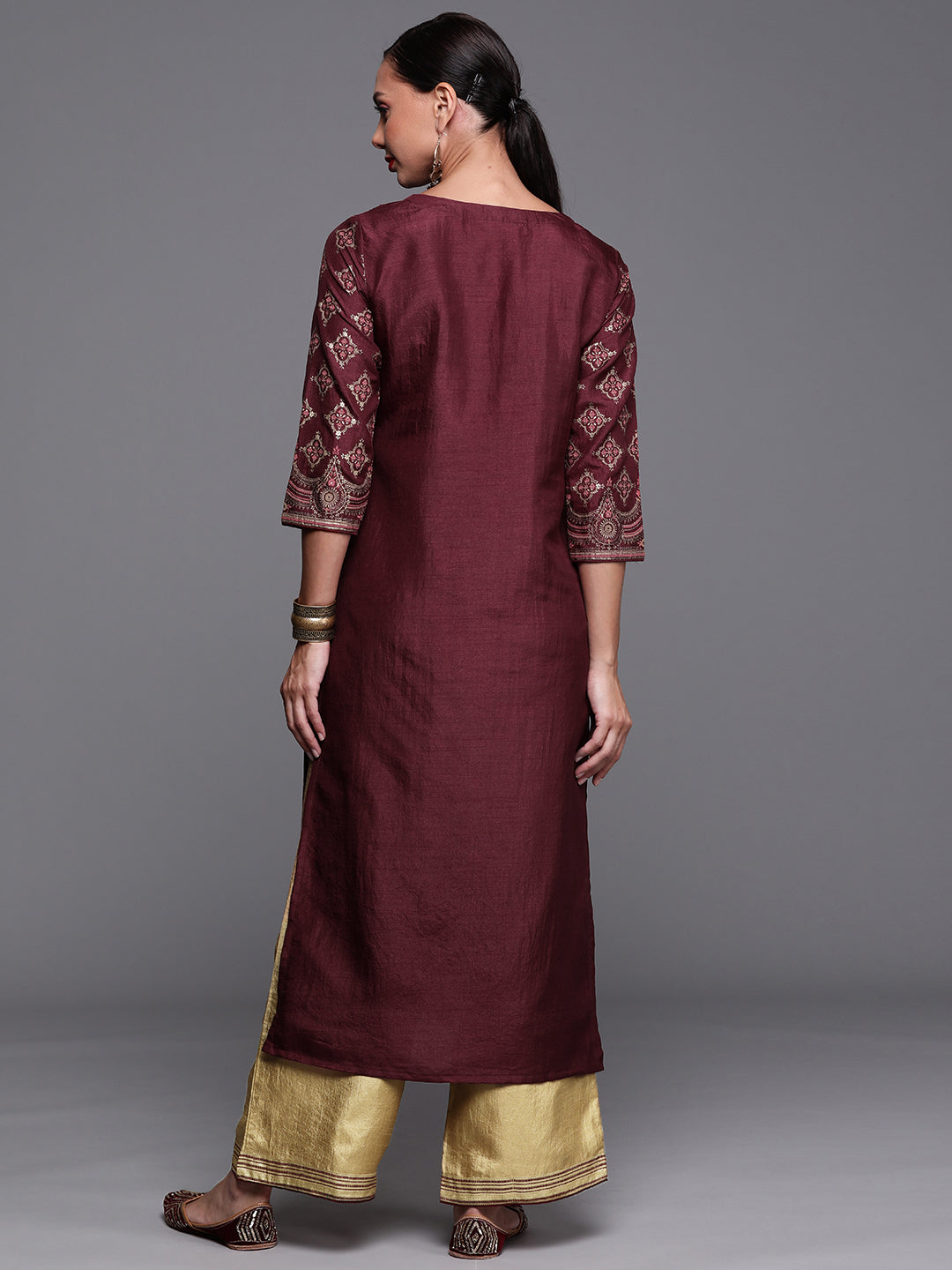 holi outfit for women, holi outfit ideas, holi outfit for men, holi outfit for girls, holi outfit for baby girl, holi outfit for baby boy, holi outfit pinterest, holi outfit ideas men, holi outfits for kids, Eid Outfits, Eid Collection, New Kurta Sets, Salwar Suits for Eid, women's day outfit ideas, women's day outfits, Co-Ords, V-Neck dresses, Round Neck suits, Cotton Kurta Sets, Heavy Outfits For Eid, Pakistani Outfits, Pakistani Kurta Sets, Pakistani Dresses for women