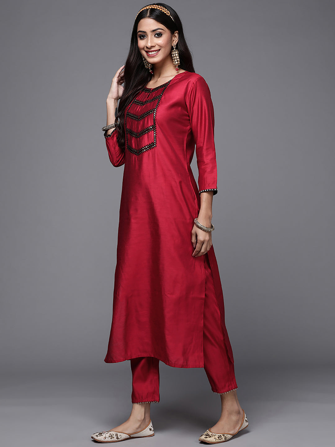indo era, indoera, indo era kurta, heeramandi dress, heeramandi, dress for women, kurta for women, kurtaset for women, indo era kurta set, indo era suit, anarkali kurta, salwar suit, sharara set, cotton kurta, dress for women, kurta for women, birthday dress for women, gown for women, formal dress for women, party wear for women, summer dress, female kurti, cotton dress for women, kurta with dupatta, dressing style, casual look, new arrival for women, Red suit