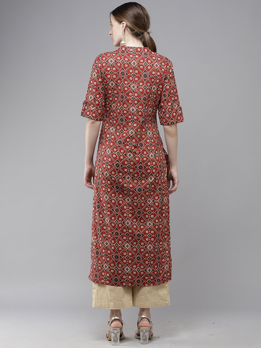 holi outfit for women, holi outfit ideas, holi outfit for men, holi outfit for girls, holi outfit for baby girl, holi outfit for baby boy, holi outfit pinterest, holi outfit ideas men, holi outfits for kids, Eid Outfits, Eid Collection, New Kurta Sets, Salwar Suits for Eid, women's day outfit ideas, women's day outfits, Co-Ords, V-Neck dresses, Round Neck suits, Cotton Kurta Sets, Heavy Outfits For Eid, Pakistani Outfits, Pakistani Kurta Sets, Pakistani Dresses for women