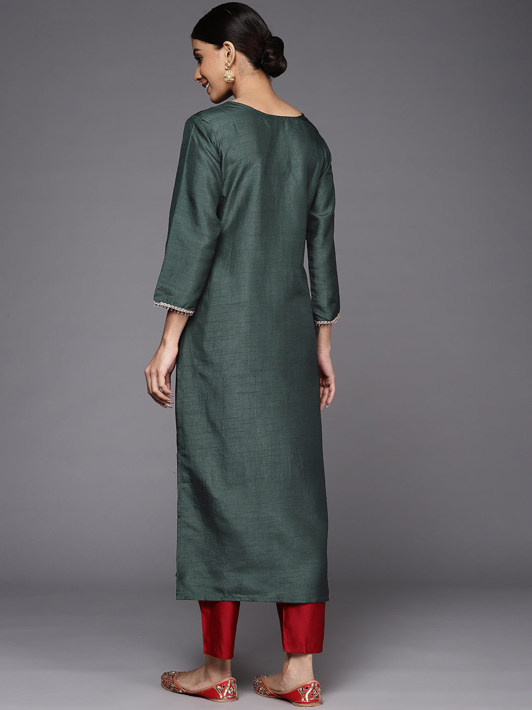indo era, indoera, indo era kurta, heeramandi dress, heeramandi, dress for women, kurta for women, kurtaset for women, indo era kurta set, indo era suit, anarkali kurta, salwar suit, sharara set, cotton kurta, dress for women, kurta for women, birthday dress for women, gown for women, formal dress for women, party wear for women, summer dress, female kurti, cotton dress for women, kurta with dupatta, dressing style, casual look, new arrival for women, Green kurta