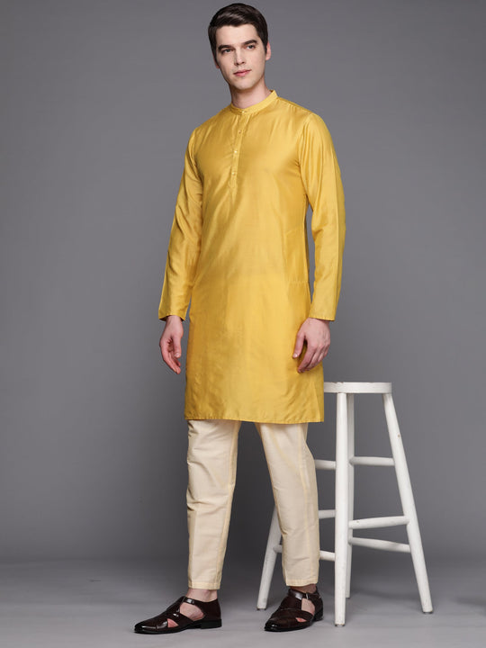 Indo Era Yellow Solid Cotton Straight Kurtas