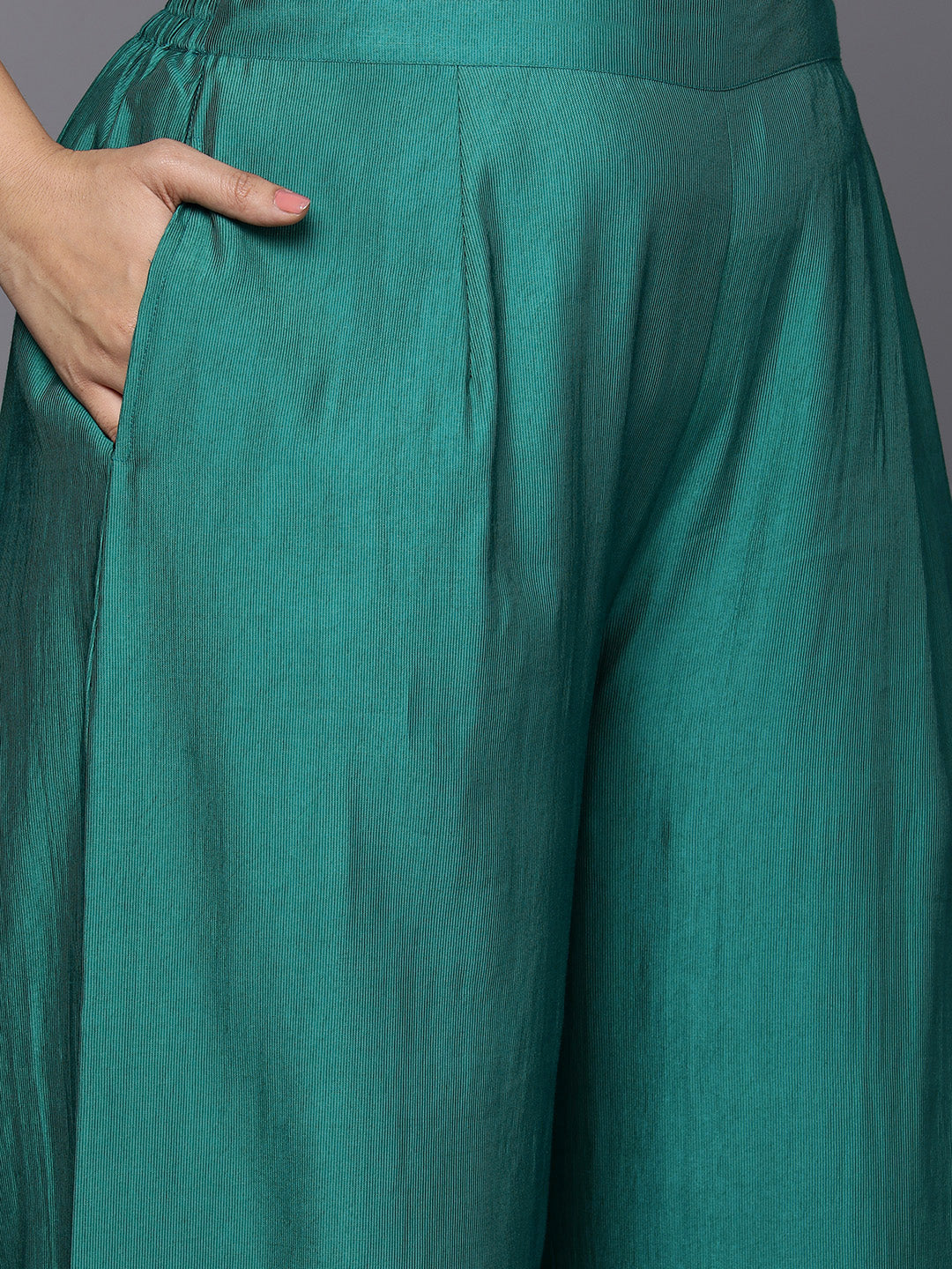 holi outfit for women, holi outfit ideas, holi outfit for men, holi outfit for girls, holi outfit for baby girl, holi outfit for baby boy, holi outfit pinterest, holi outfit ideas men, holi outfits for kids, Eid Outfits, Eid Collection, New Kurta Sets, Salwar Suits for Eid, women's day outfit ideas, women's day outfits, Co-Ords, V-Neck dresses, Round Neck suits, Cotton Kurta Sets, Heavy Outfits For Eid, Pakistani Outfits, Pakistani Kurta Sets, Pakistani Dresses for women