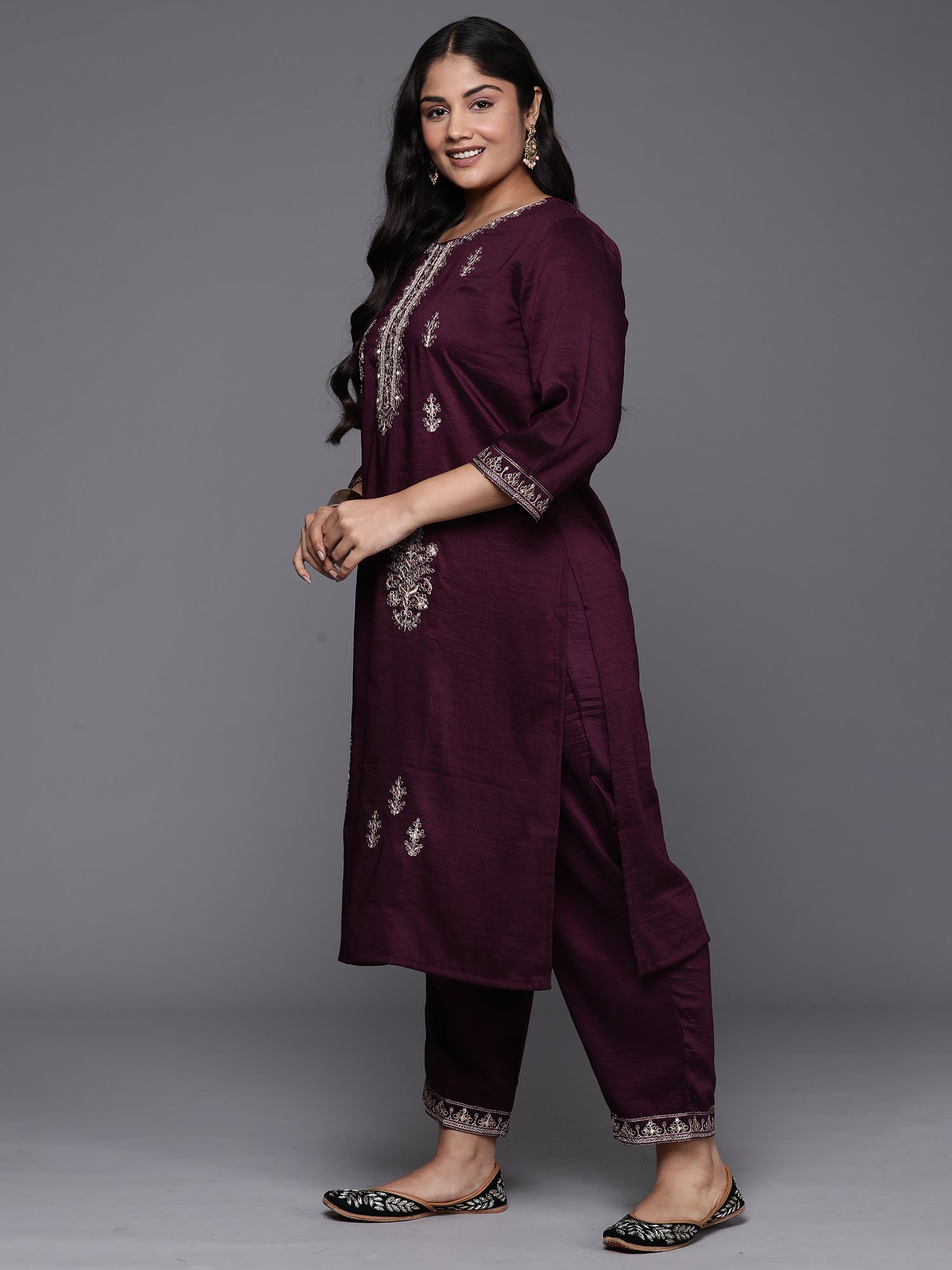 indo era, indoera, indo era kurta, heeramandi dress, heeramandi, dress for women, kurta for women, kurtaset for women, indo era kurta set, indo era suit, anarkali kurta, salwar suit, sharara set, cotton kurta, dress for women, kurta for women, birthday dress for women, gown for women, formal dress for women, party wear for women, summer dress, female kurti, cotton dress for women, kurta with dupatta, dressing style, casual look, new arrival for women, Burgundy suit