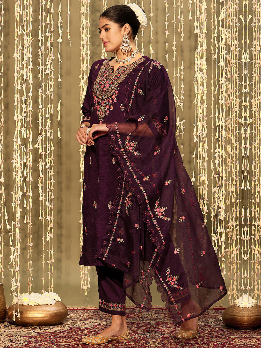 holi outfit for women, holi outfit ideas, holi outfit for men, holi outfit for girls, holi outfit for baby girl, holi outfit for baby boy, holi outfit pinterest, holi outfit ideas men, holi outfits for kids, Eid Outfits, Eid Collection, New Kurta Sets, Salwar Suits for Eid, women's day outfit ideas, women's day outfits, Co-Ords, V-Neck dresses, Round Neck suits, Cotton Kurta Sets, Heavy Outfits For Eid, Pakistani Outfits, Pakistani Kurta Sets, Pakistani Dresses for women